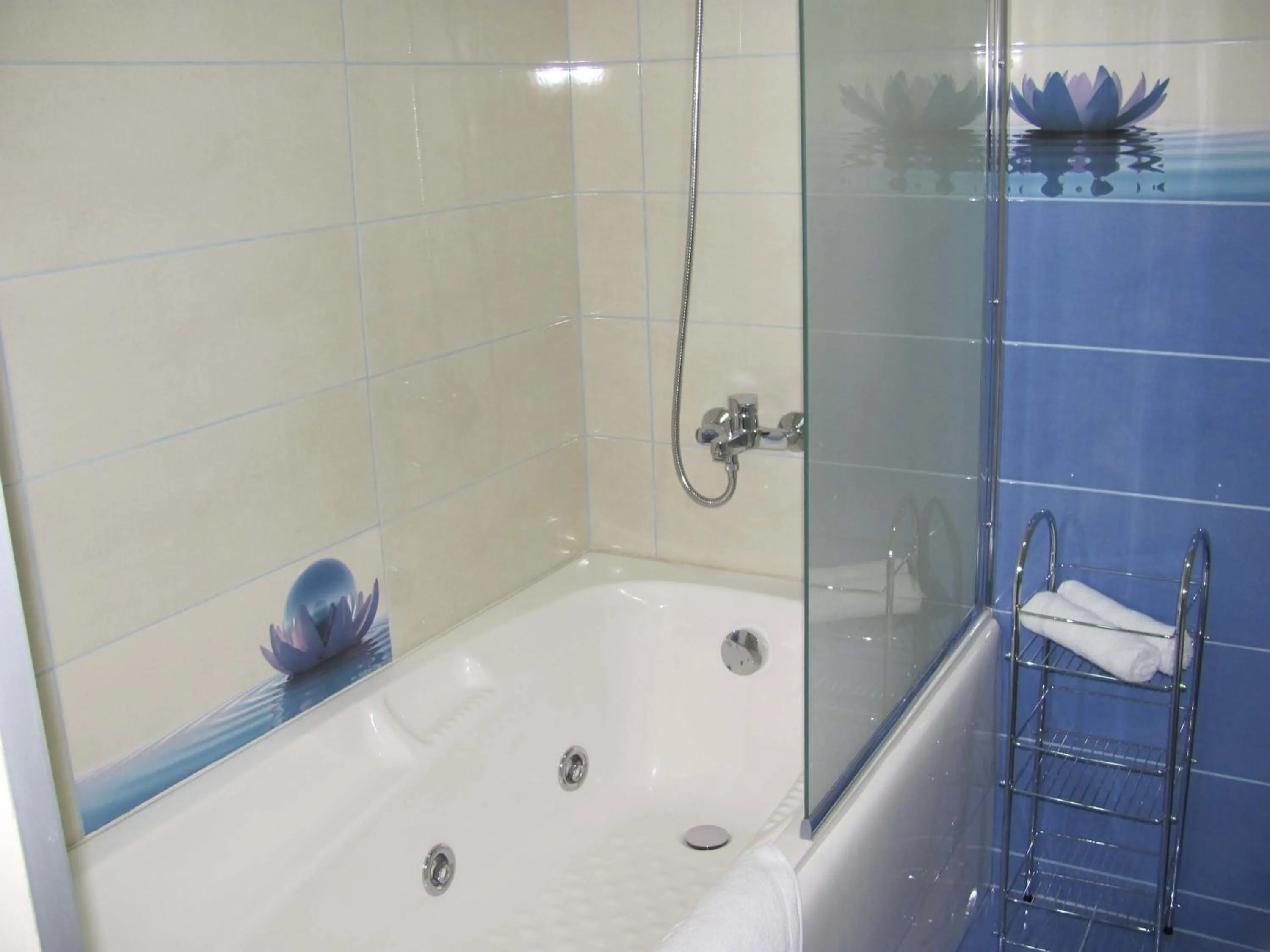 Bathroom in Hotel GabriSa