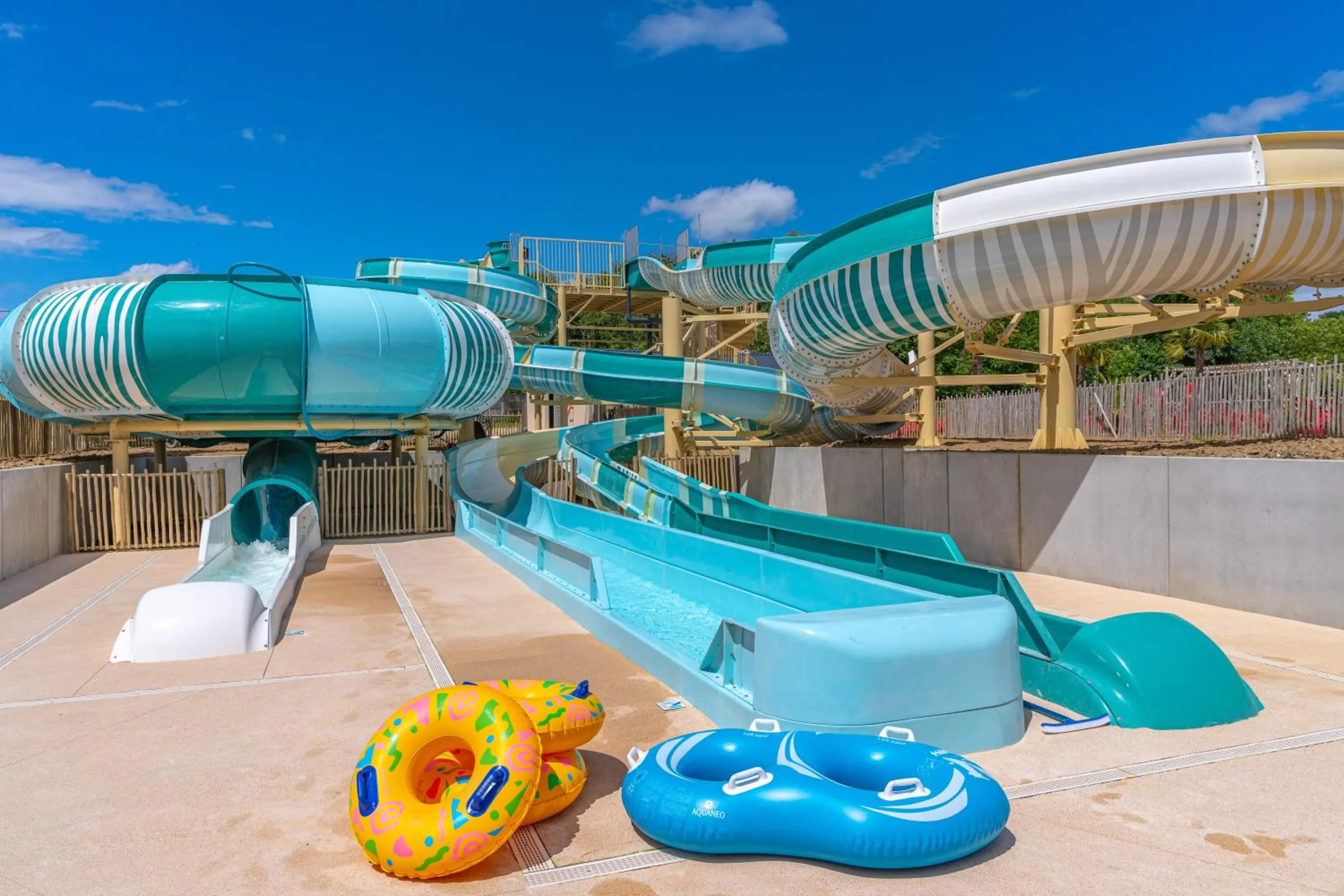 Aqua park in Camping Le Parc de Paris