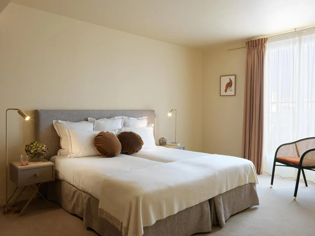 Bed in Hotel de Pourtales