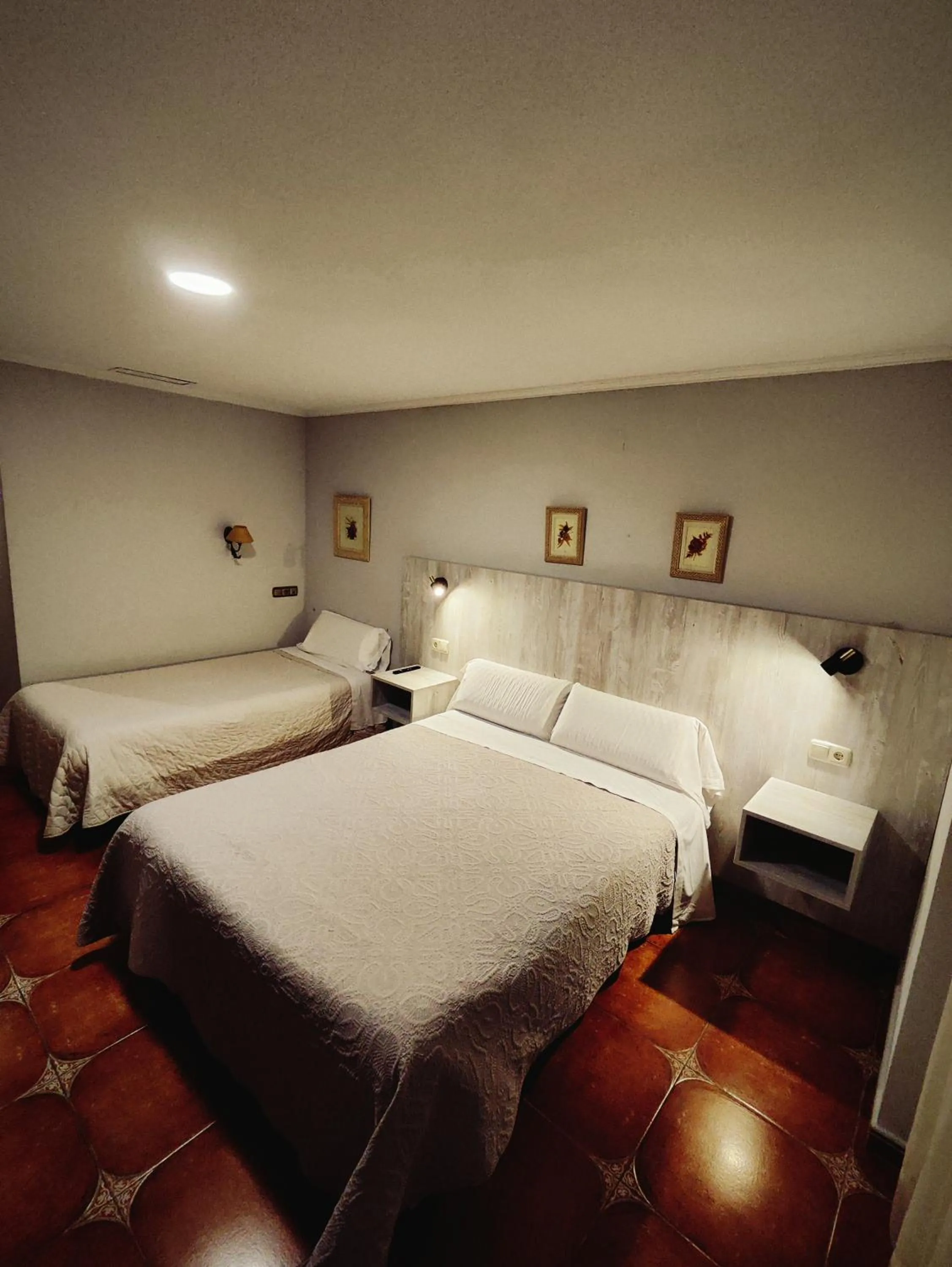 Bedroom, Bed in Hostal La Posada