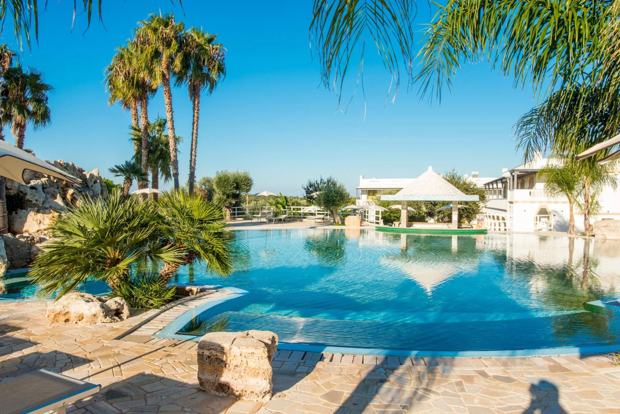 Swimming pool in Eden Resort Country