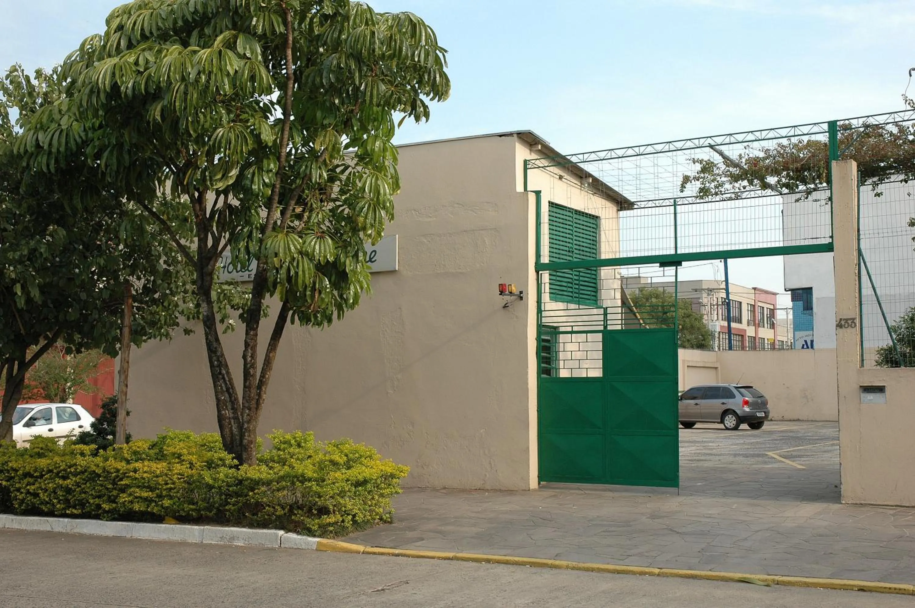 Parking in Hotel Porto Alegre