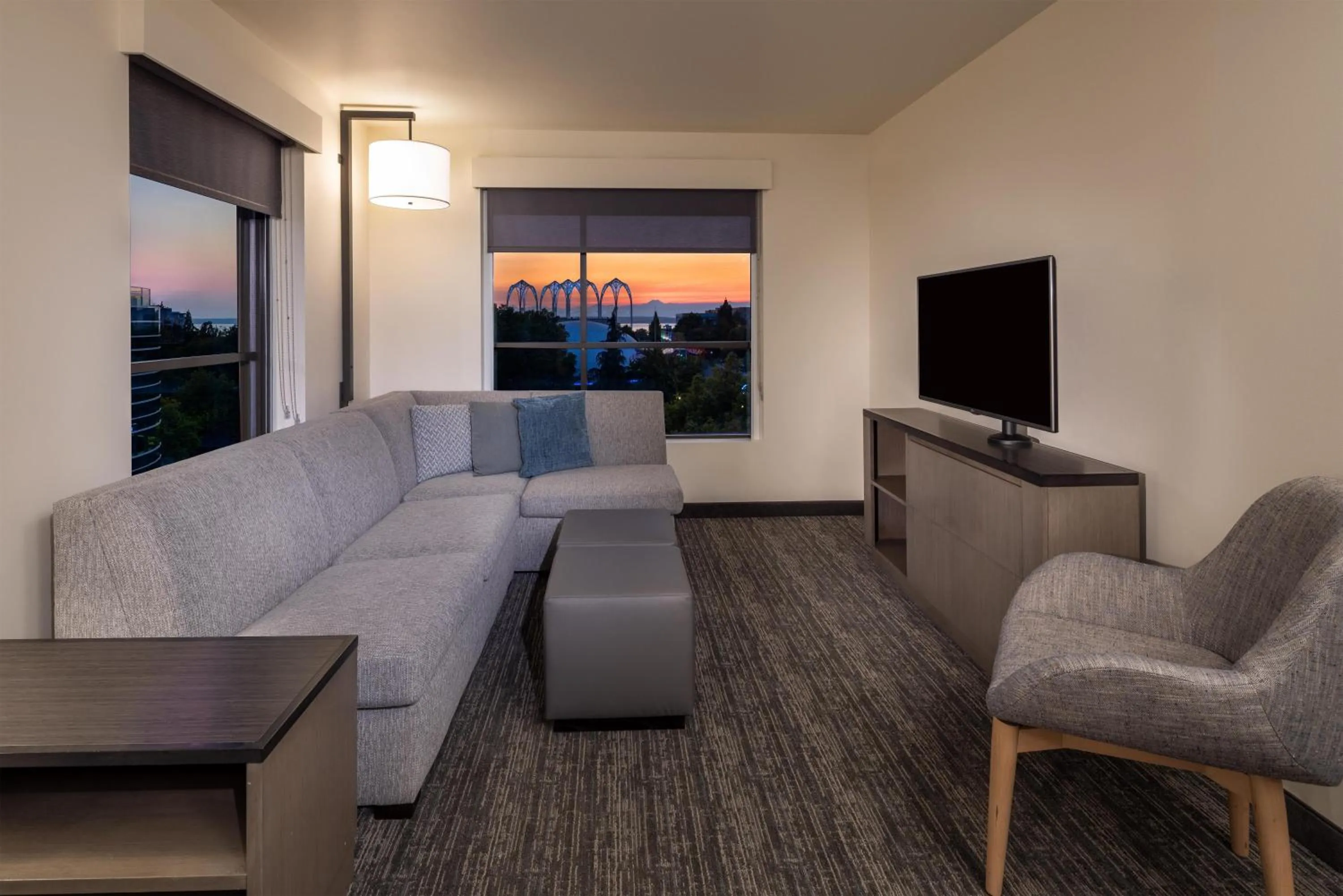 Photo of the whole room in Hyatt House Seattle Downtown