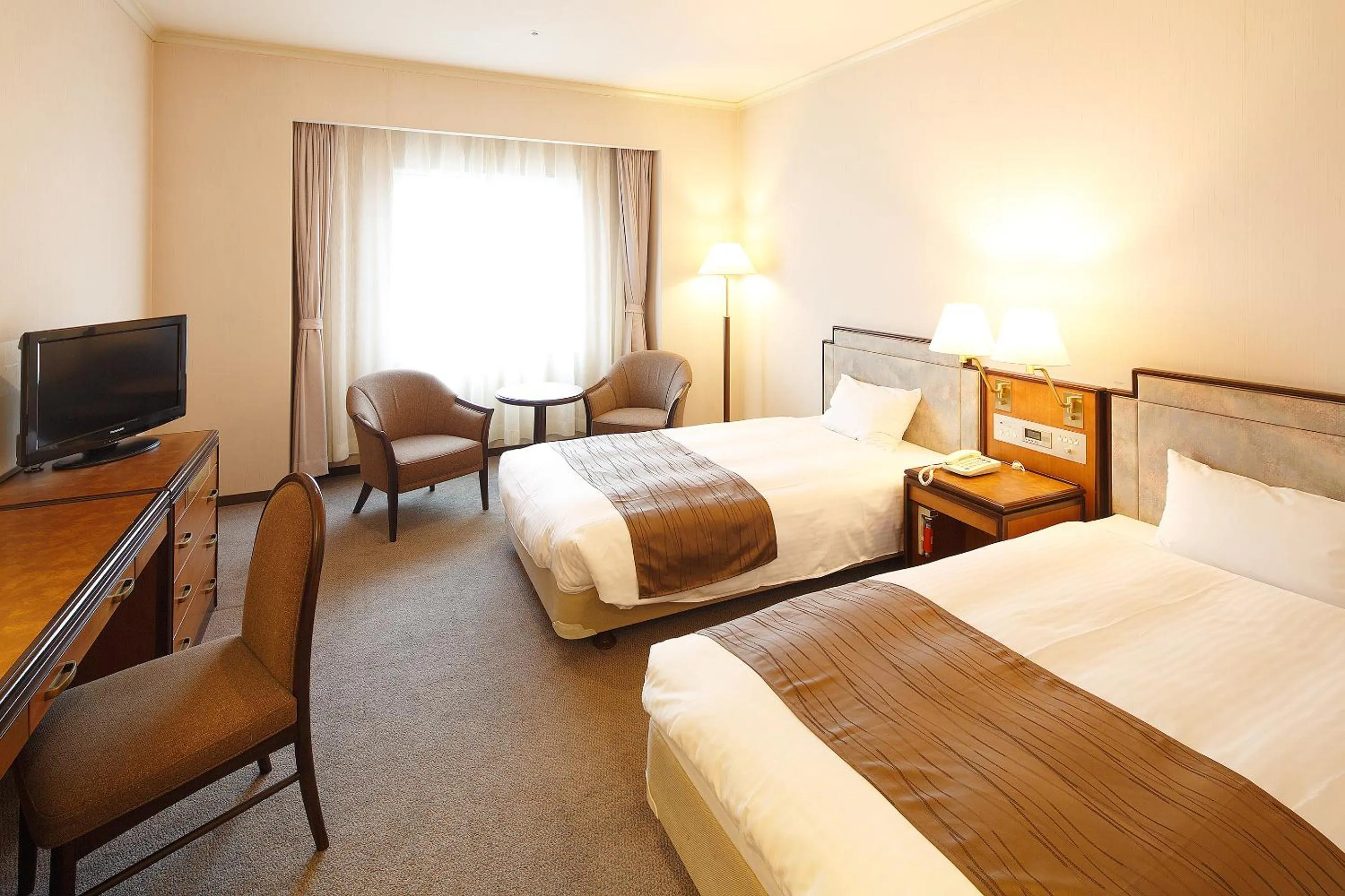 Photo of the whole room, Bed in Hotel New Omi