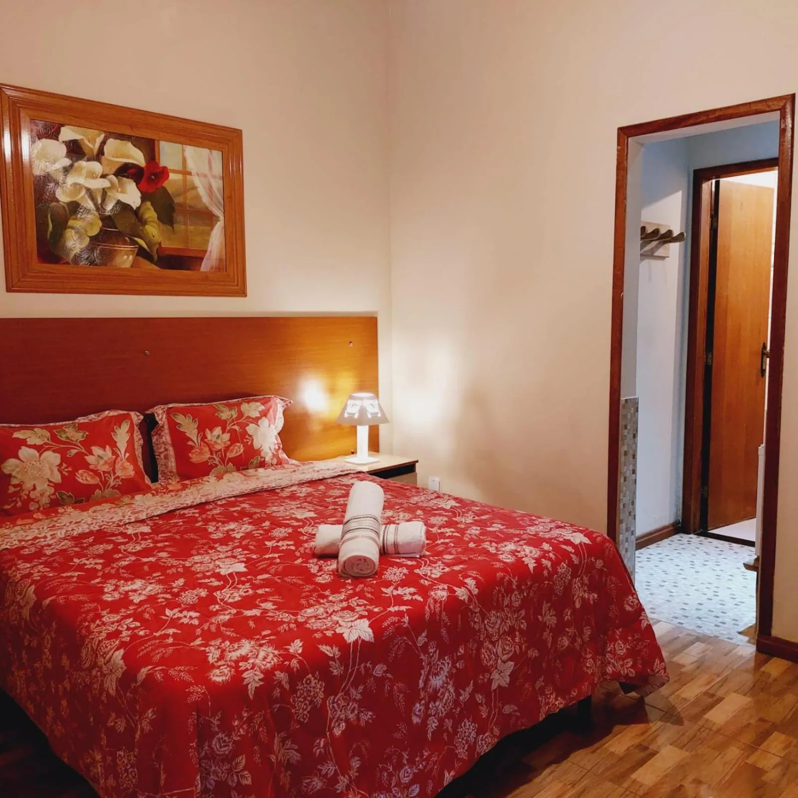 Photo of the whole room, Bed in Pousada Lisieux