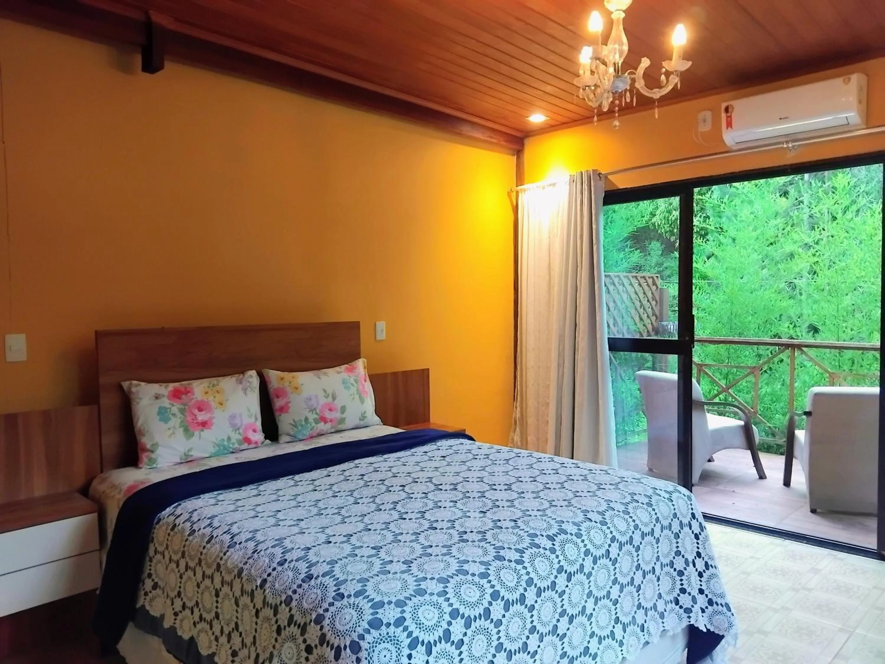 Bedroom, Bed in Pousada Lisieux