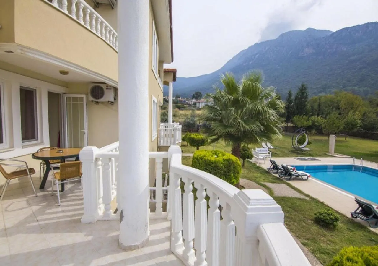Balcony/Terrace in Gold Lion Apart Hotel