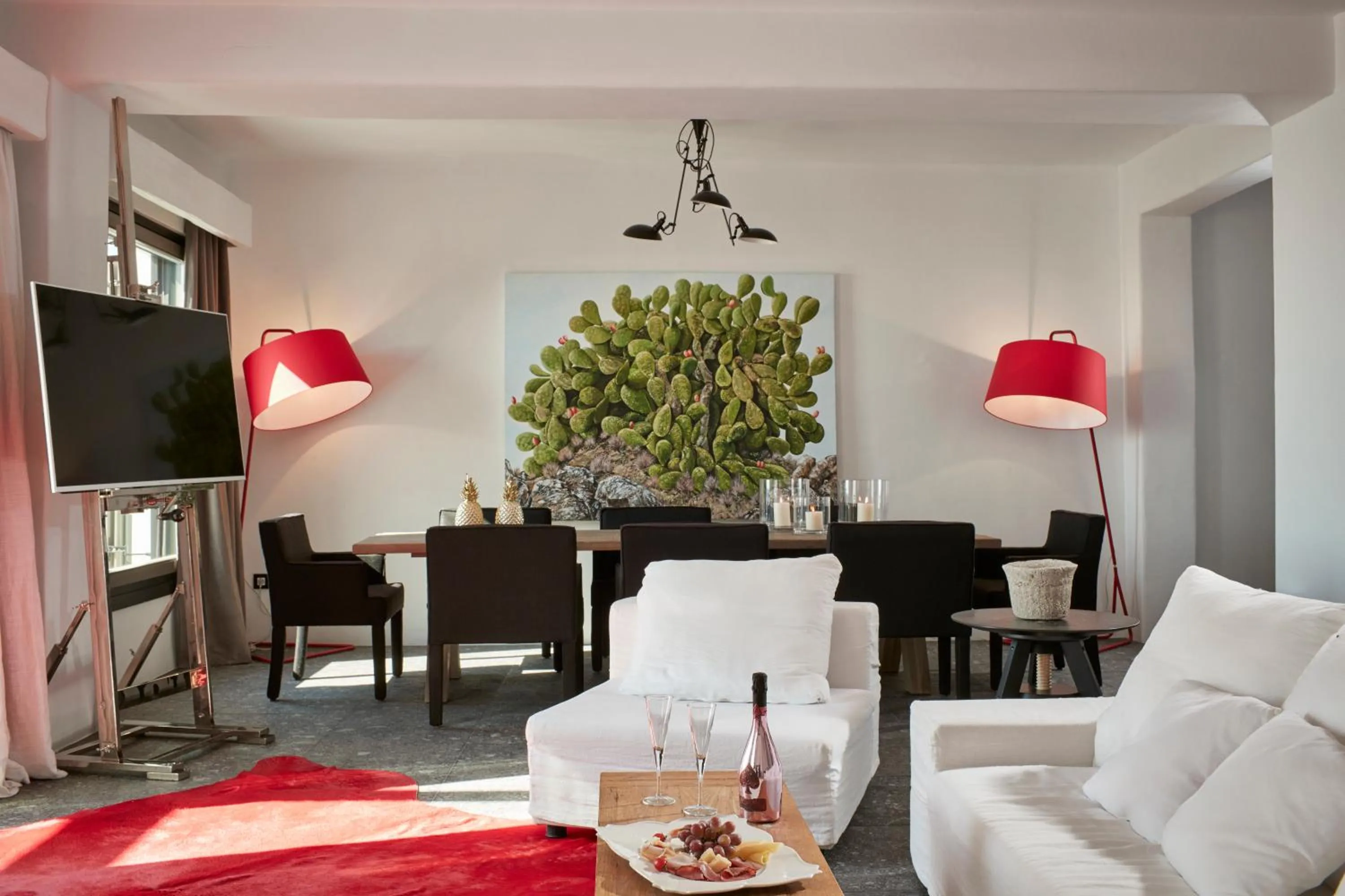 TV and multimedia in Myconian Avaton, a Member of Design Hotels