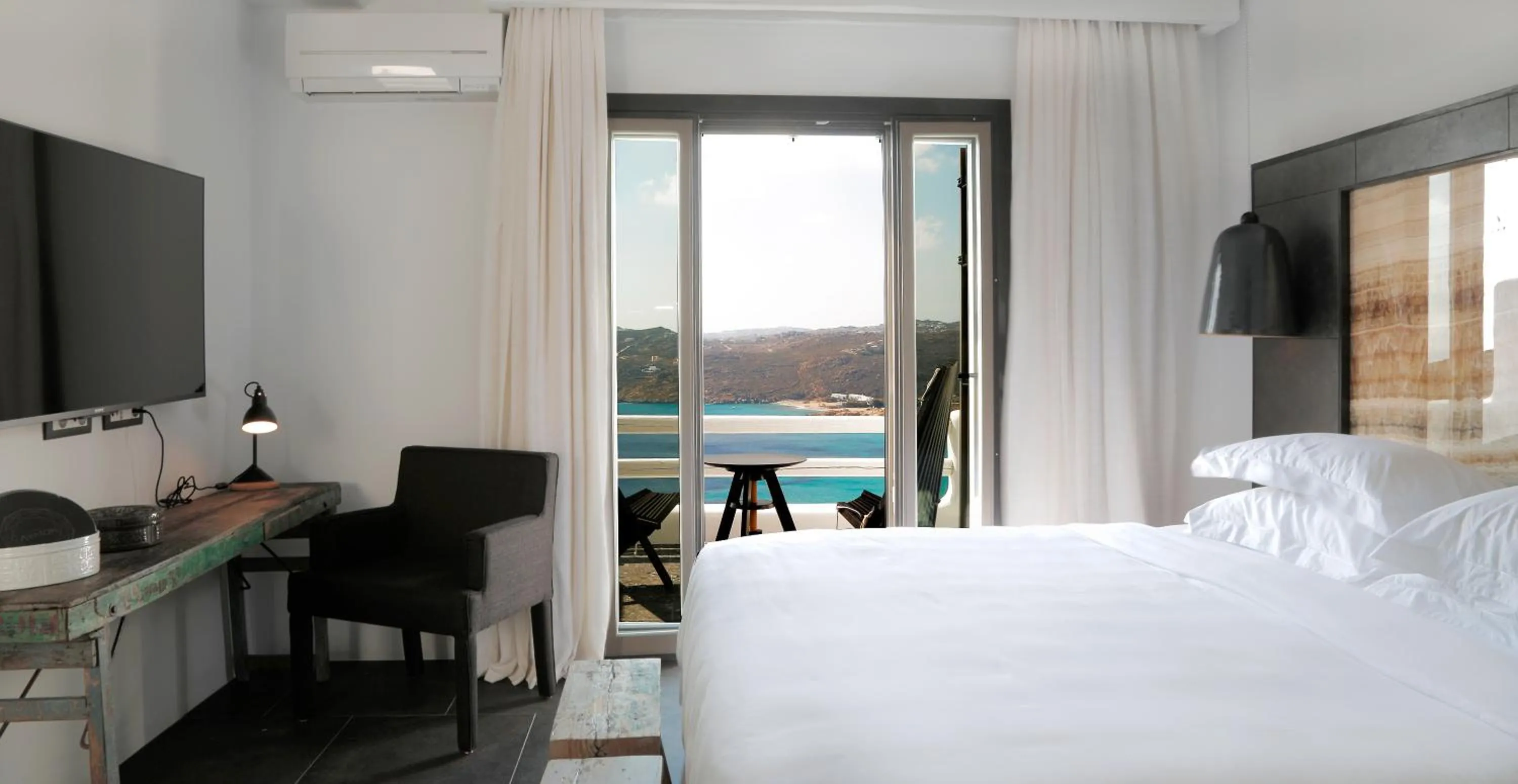 Sea view, Bed in Myconian Avaton, a Member of Design Hotels