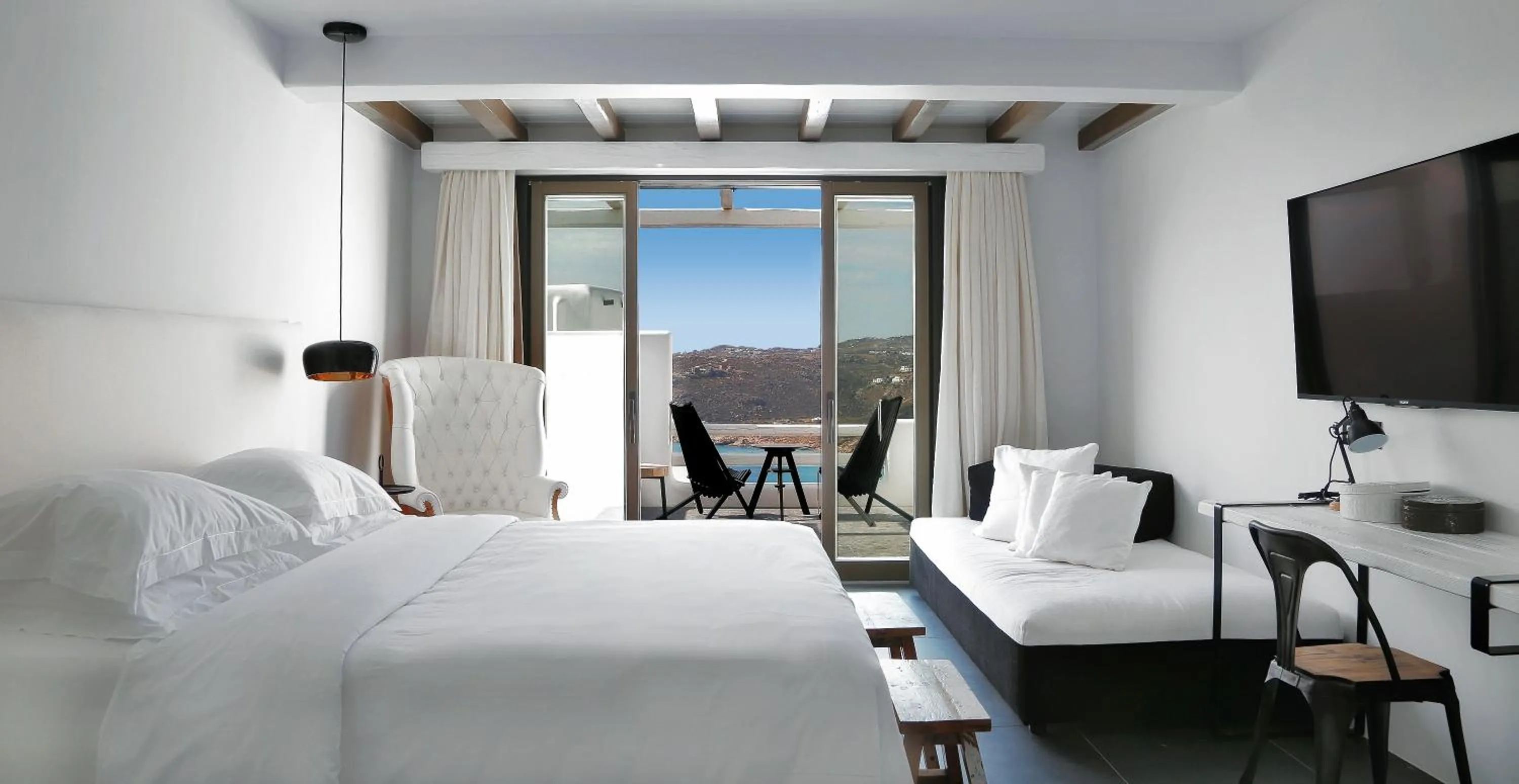 Photo of the whole room, Bed in Myconian Avaton, a Member of Design Hotels