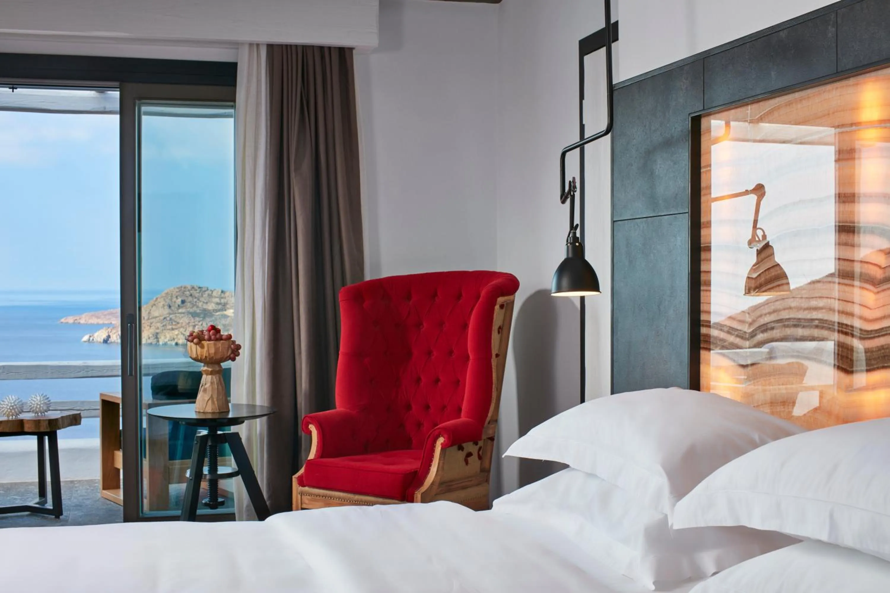 Photo of the whole room, Bed in Myconian Avaton, a Member of Design Hotels