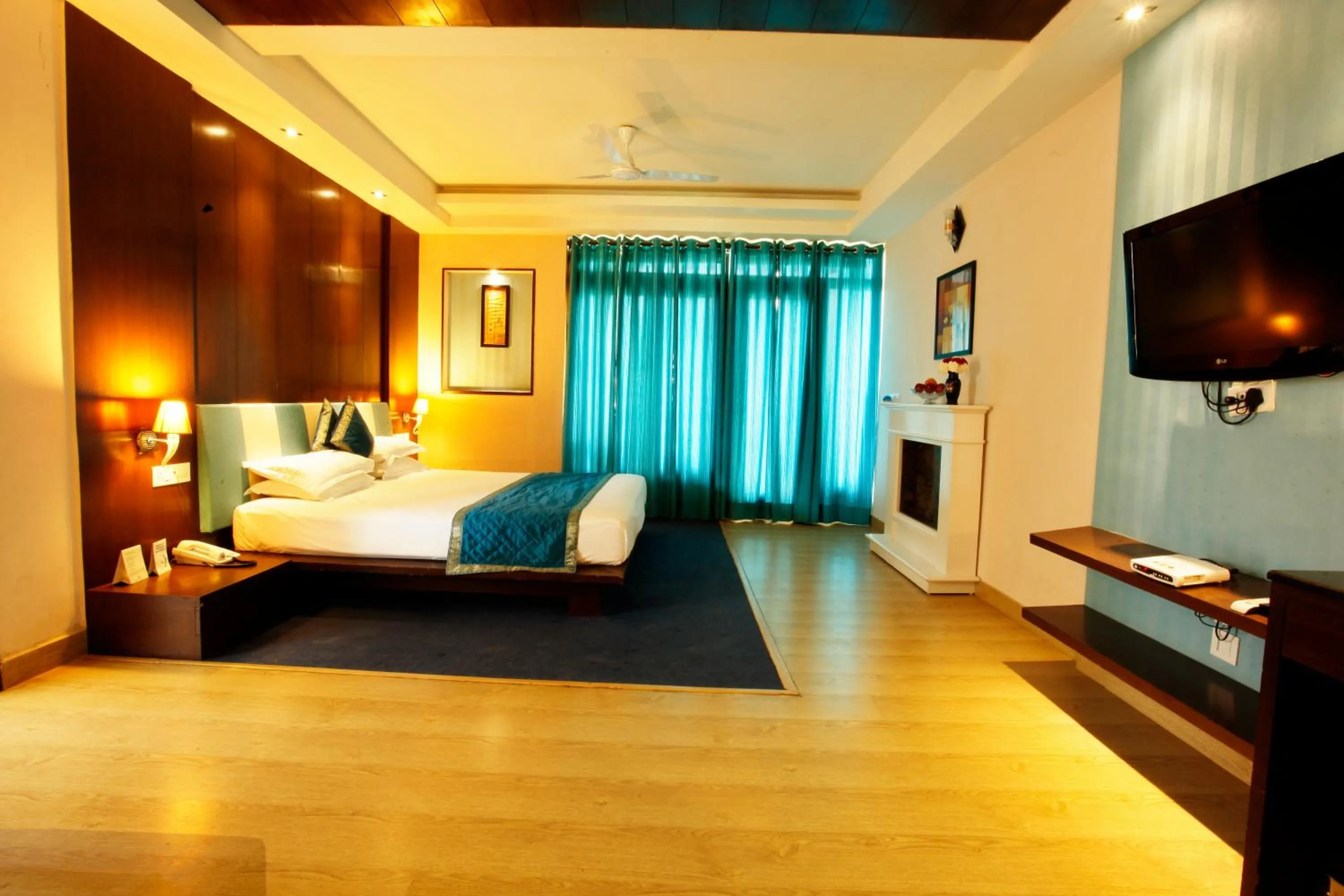 Bed in Flag House Resort