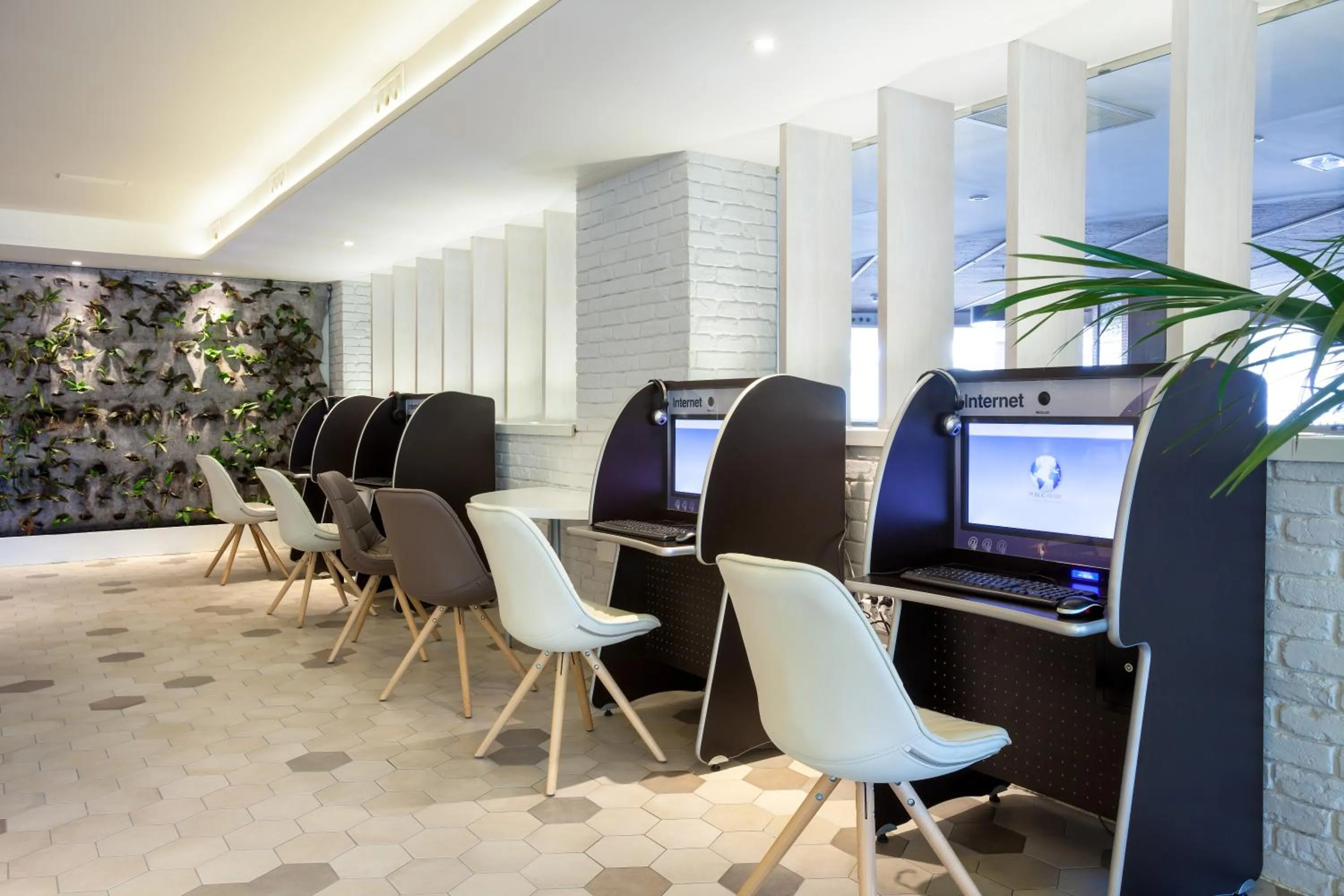 Communal lounge/ TV room in Tigotan Lovers & Friends Playa de las Americas - Adults Only (+18)