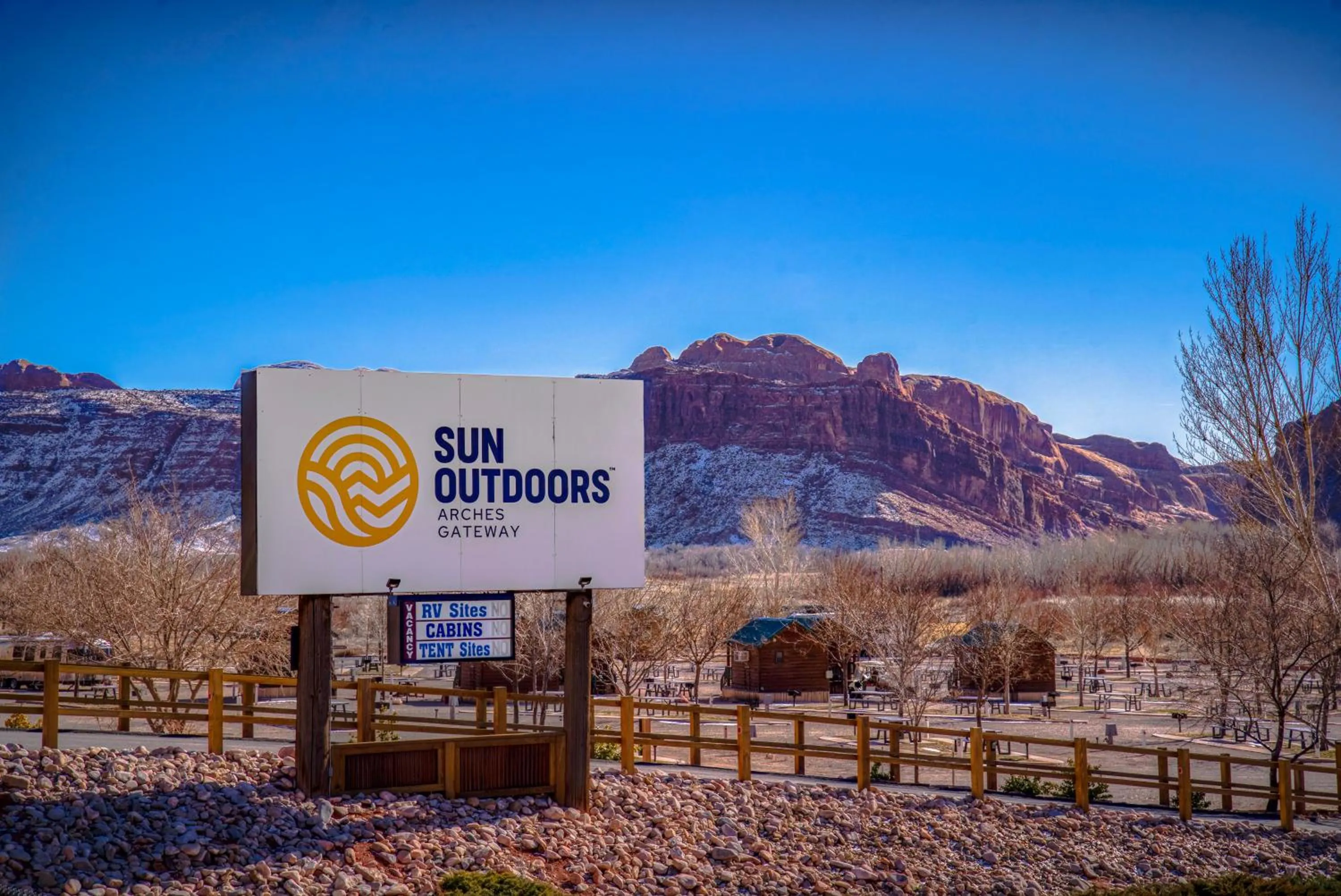 Property logo or sign in Sun Outdoors Arches Gateway