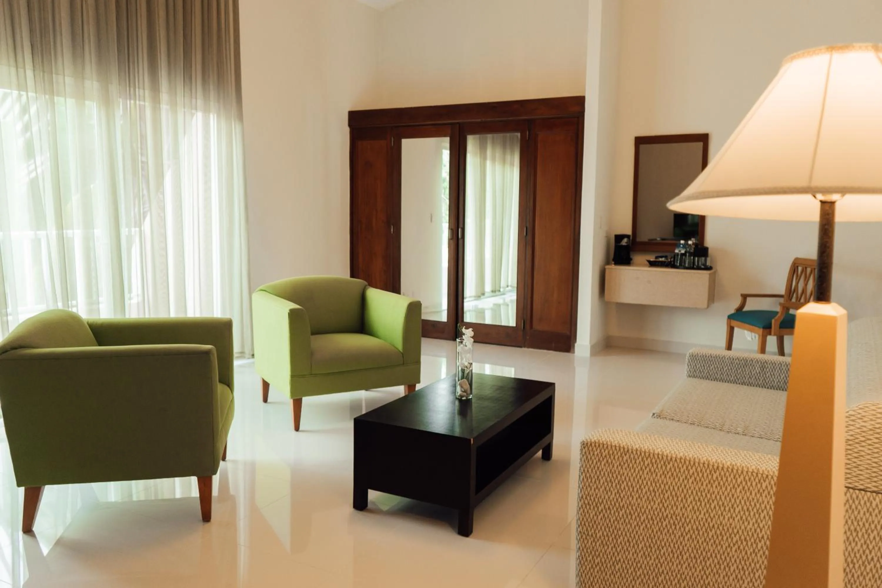 Living room in Hodelpa Garden Suites - All Inclusive