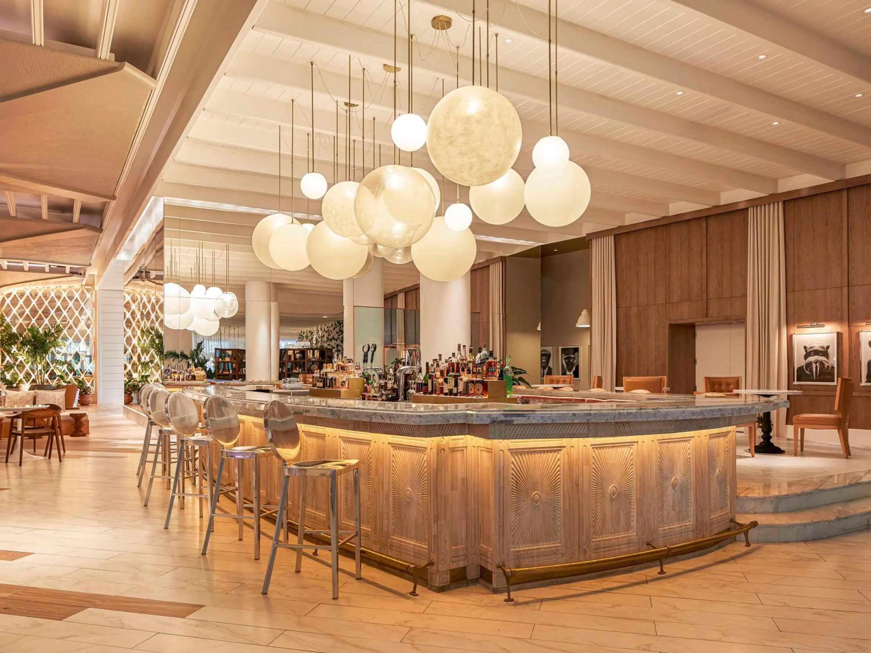 Restaurant/places to eat in SLS at Baha Mar