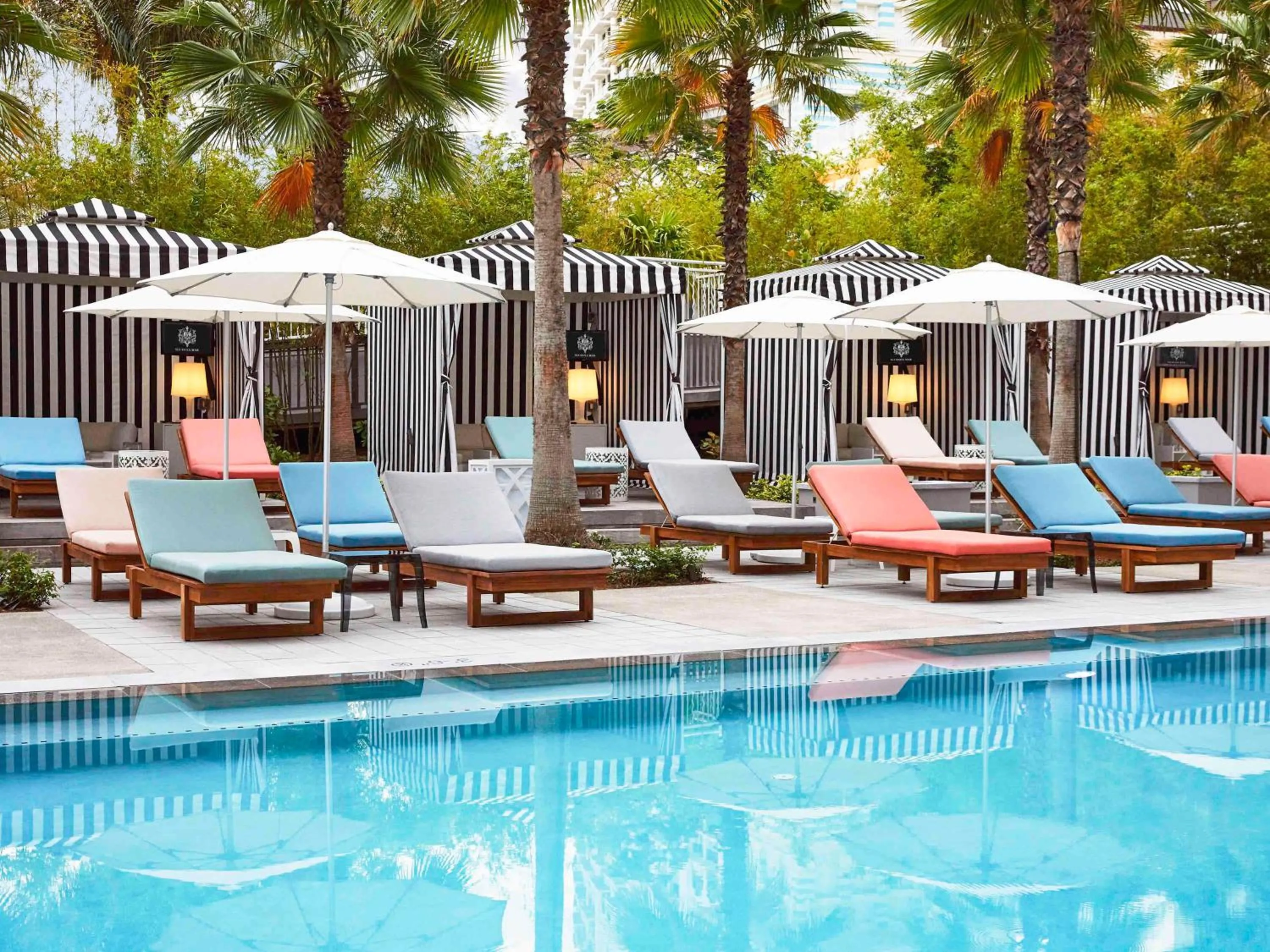 Restaurant/places to eat in SLS at Baha Mar