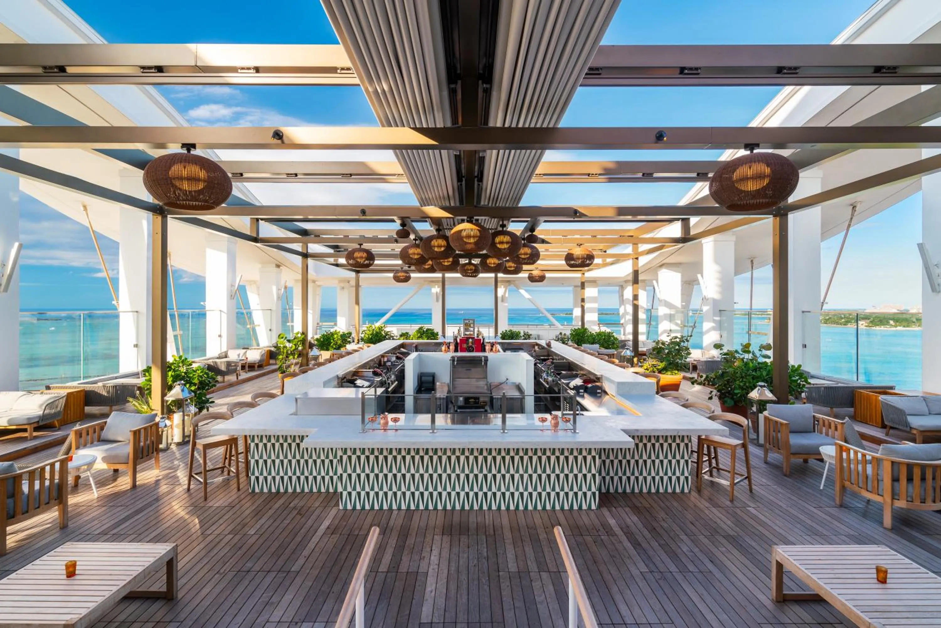 Restaurant/places to eat in SLS at Baha Mar