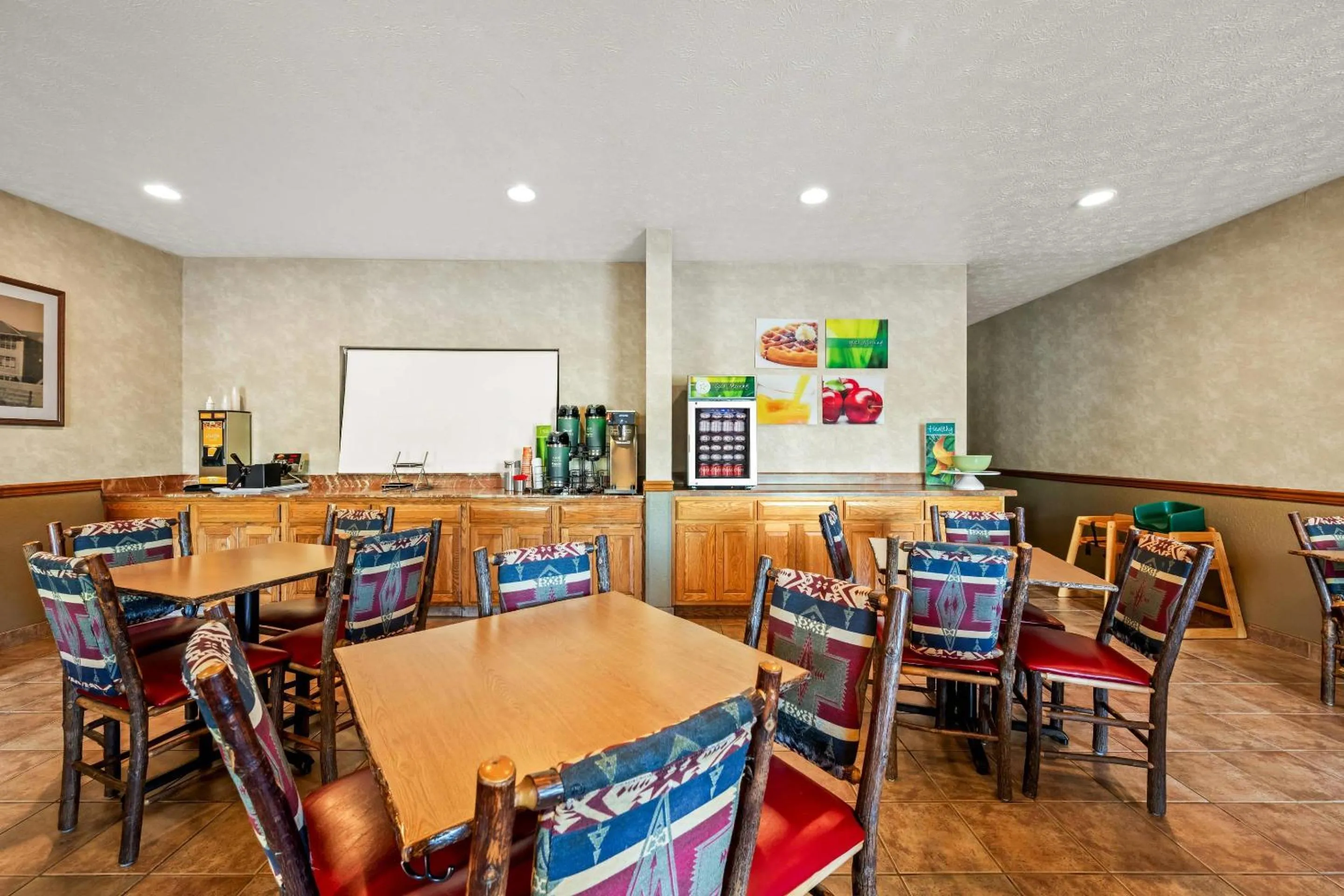 Breakfast in Quality Inn & Suites Big Stone Gap