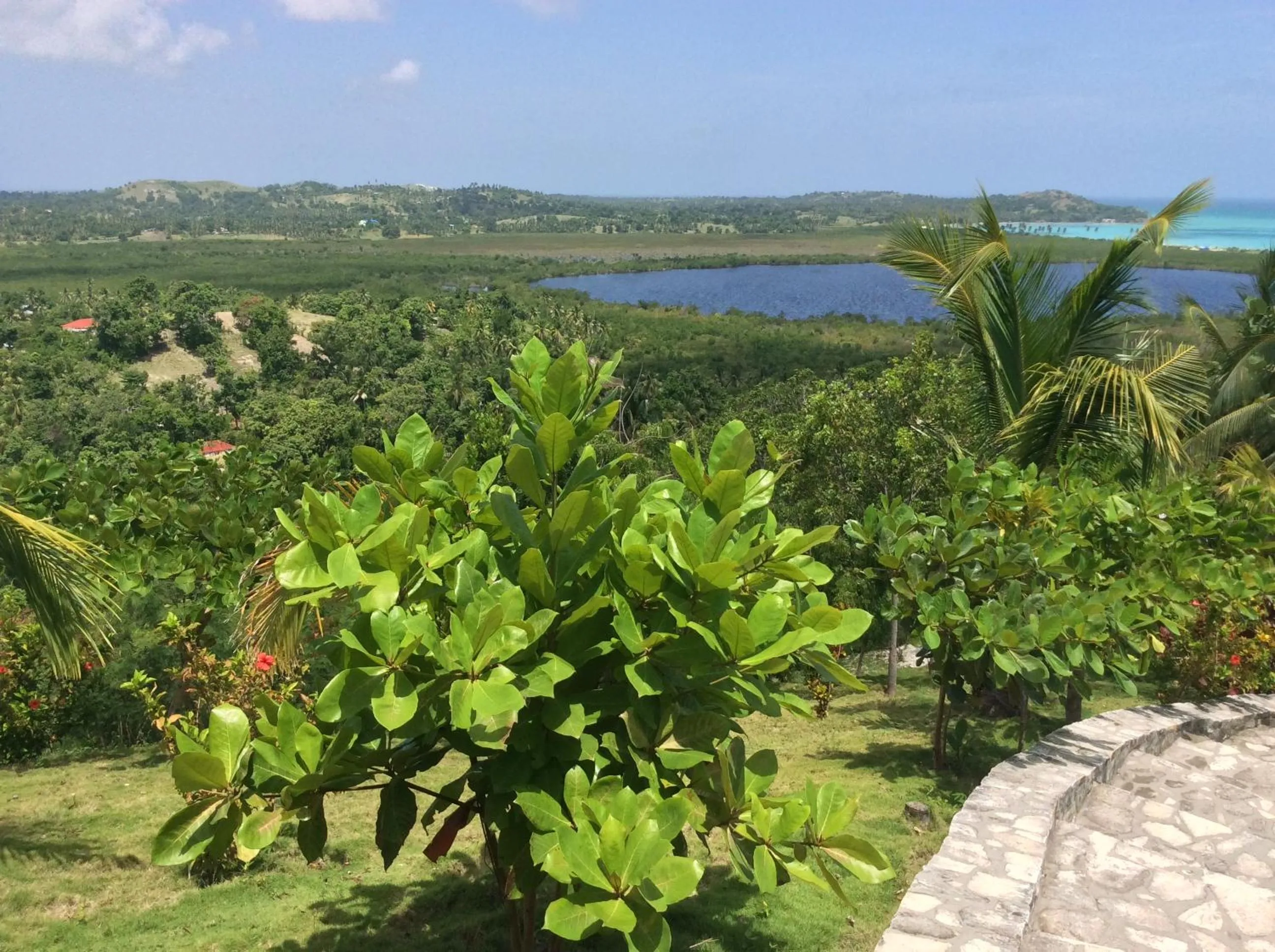 Lake view in Suites la Colline