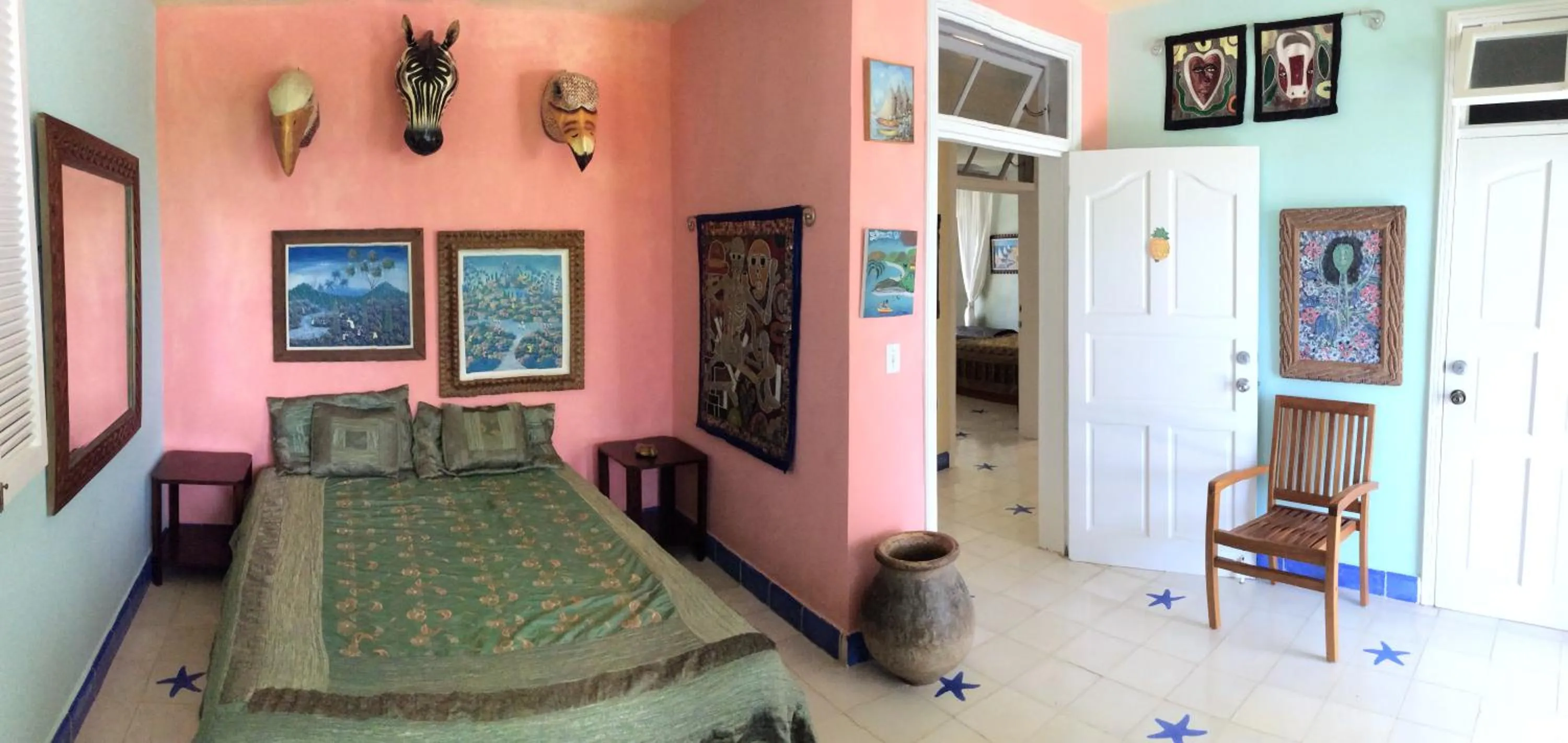 Decorative detail, Bed in Suites la Colline