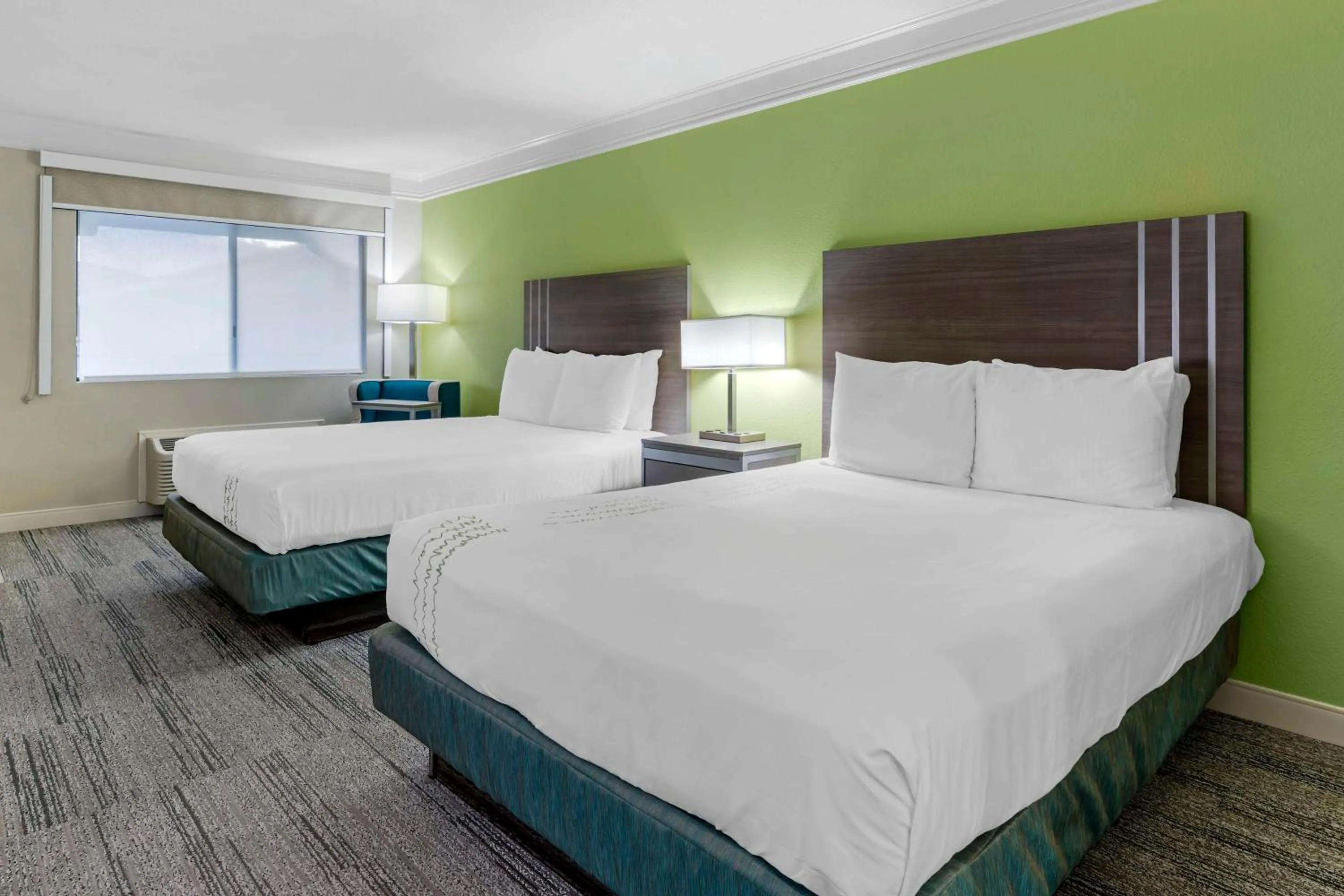 Bedroom, Bed in Best Western Cordelia Inn