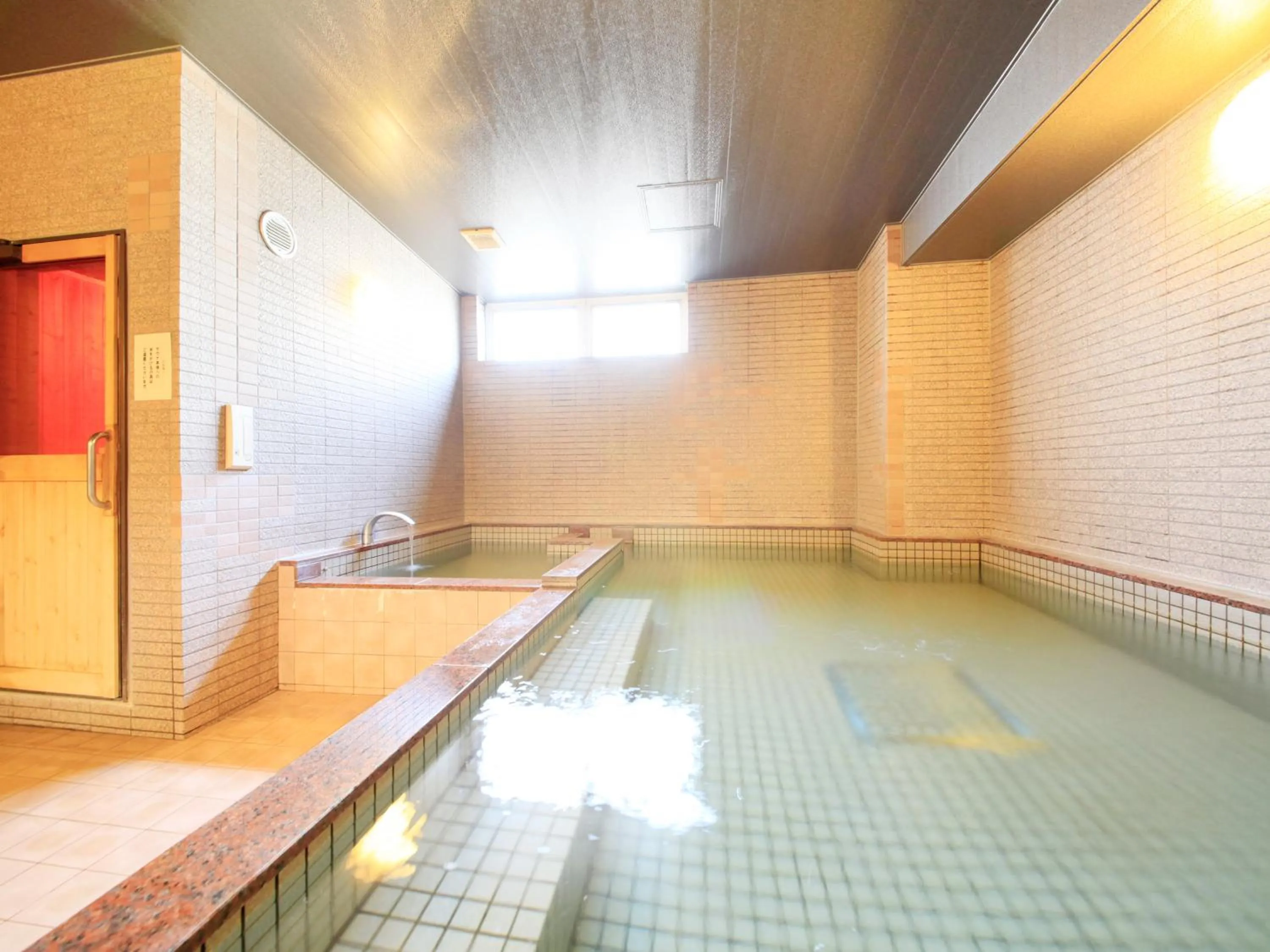 Public Bath in Hotel Premium Green Sovereign