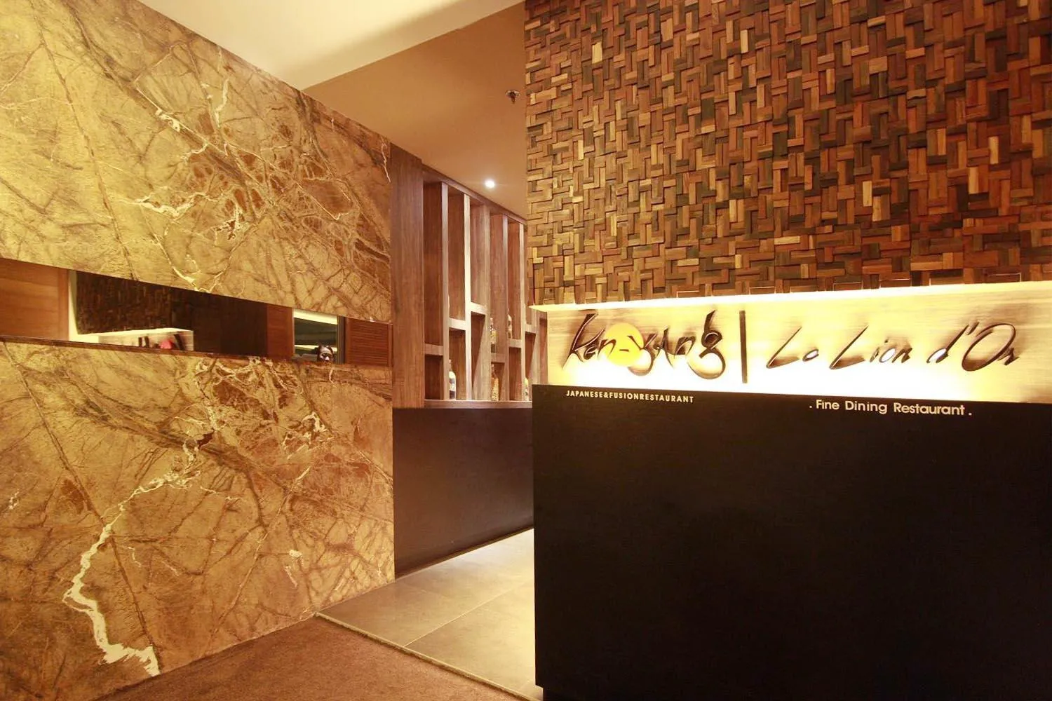 Restaurant/places to eat in Da Vienna Boutique Hotel