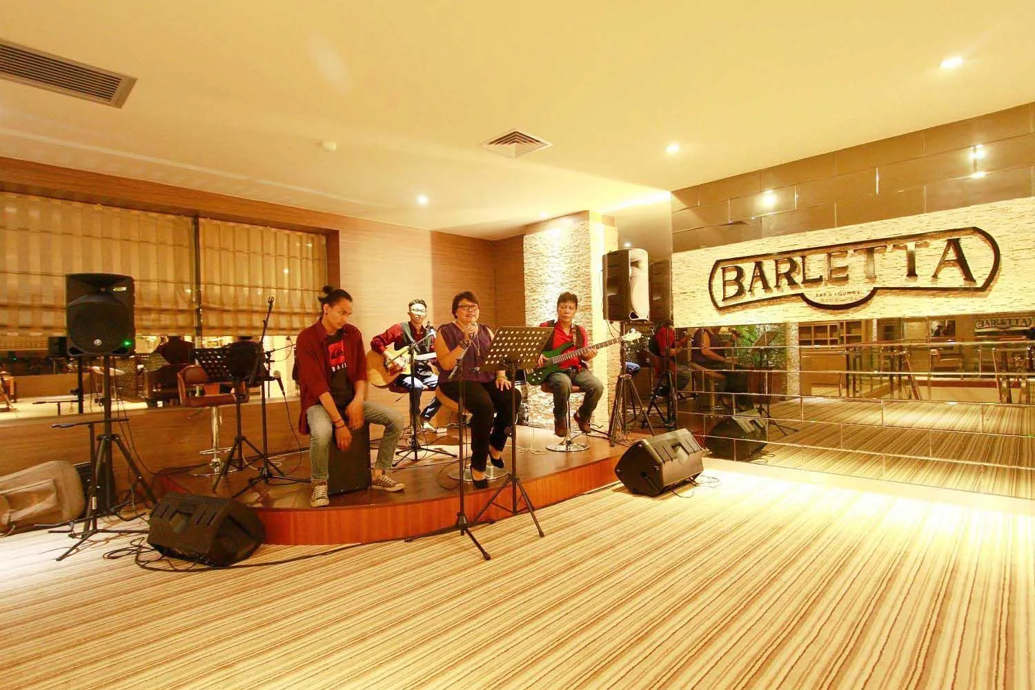 Lounge or bar in Da Vienna Boutique Hotel