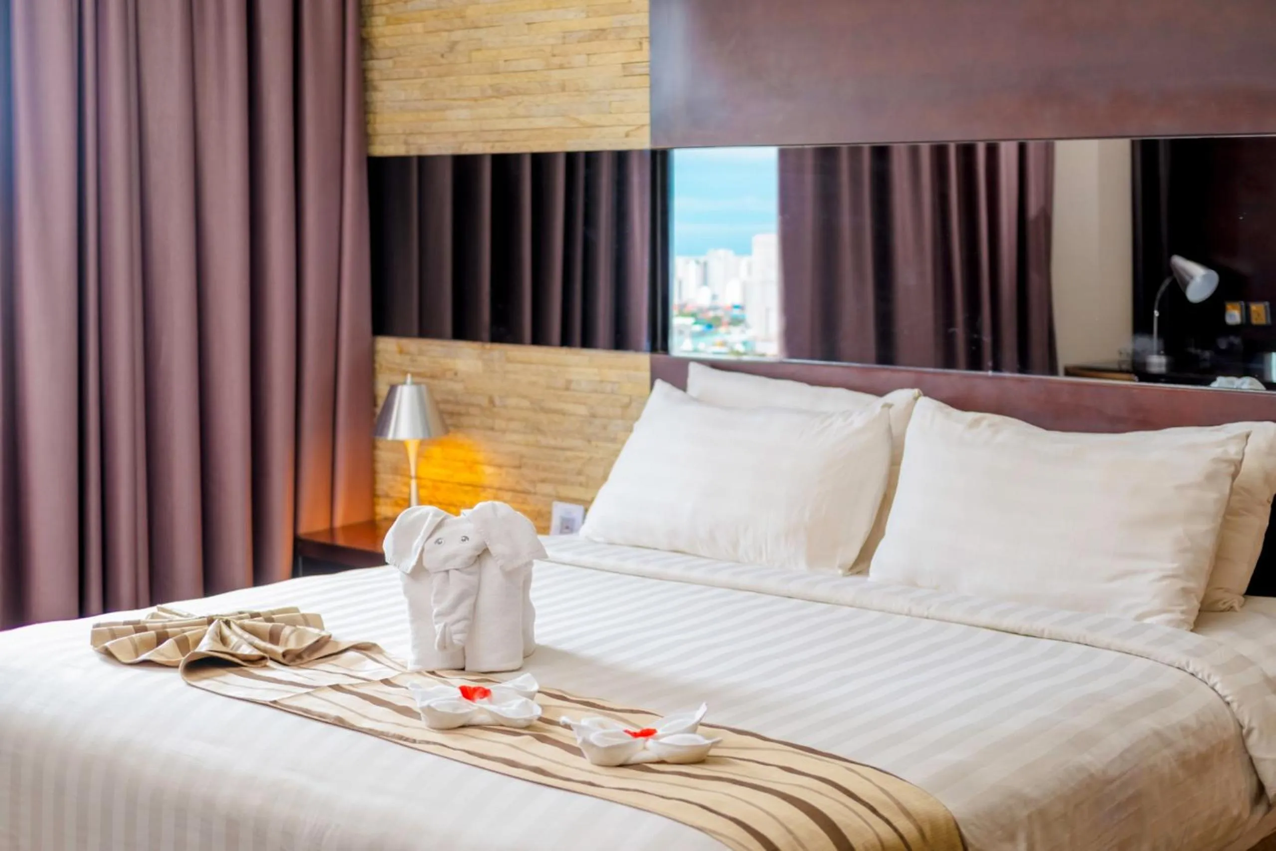 Bed in Da Vienna Boutique Hotel