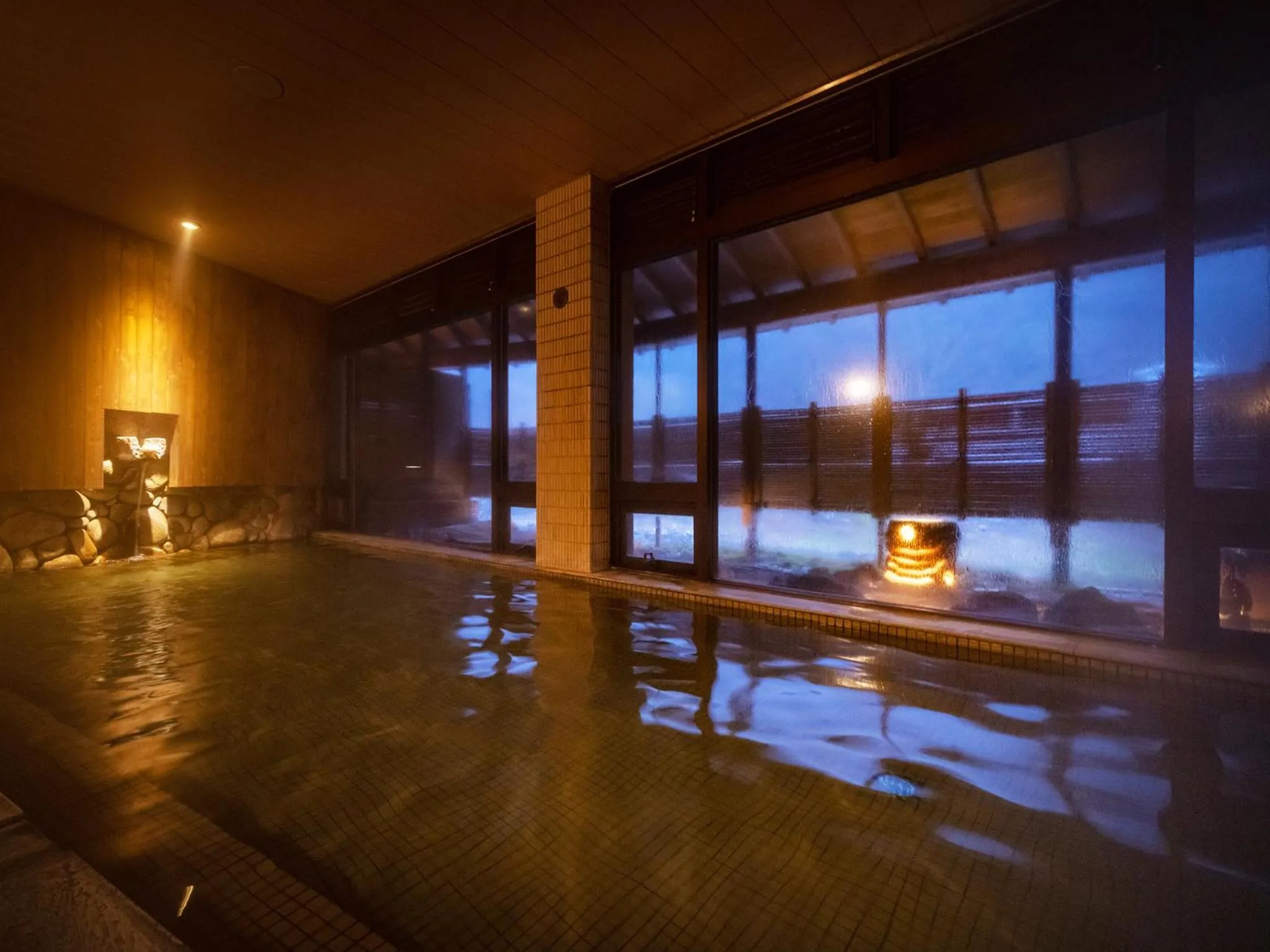 Hot Spring Bath in Hakkei