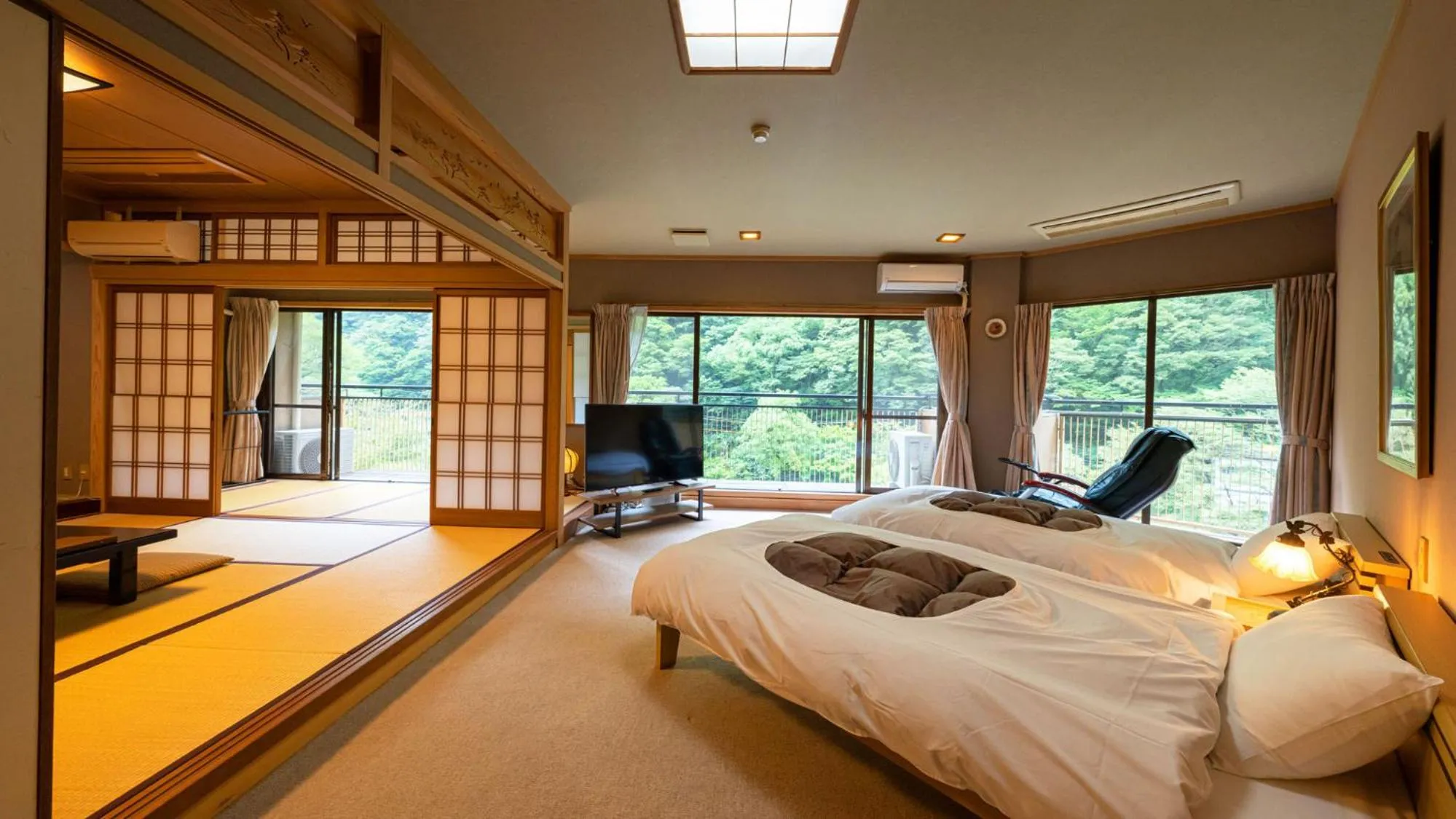 Bed in Hakkei