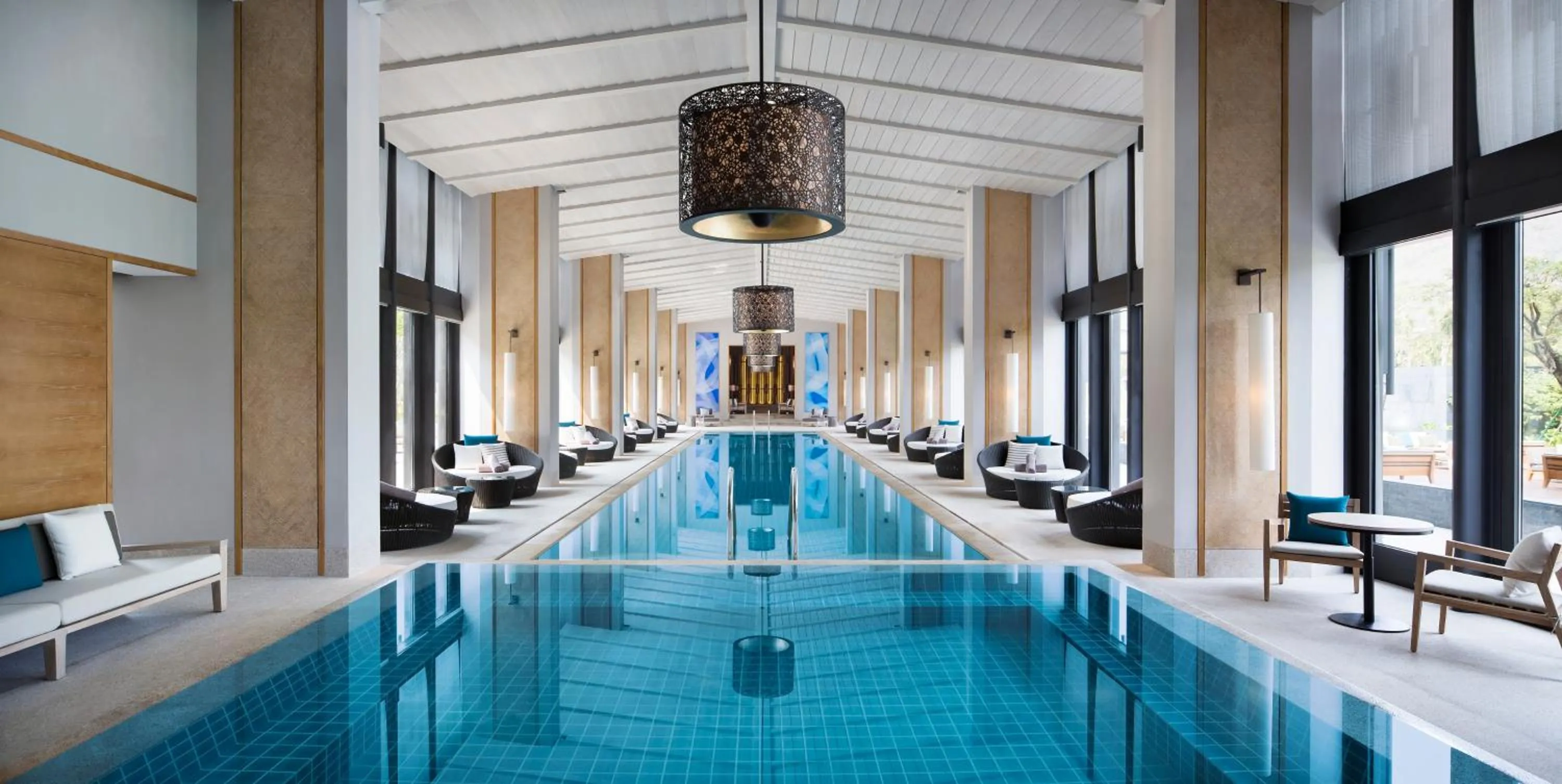 Swimming pool in Park Hyatt Sanya Sunny Bay Resort