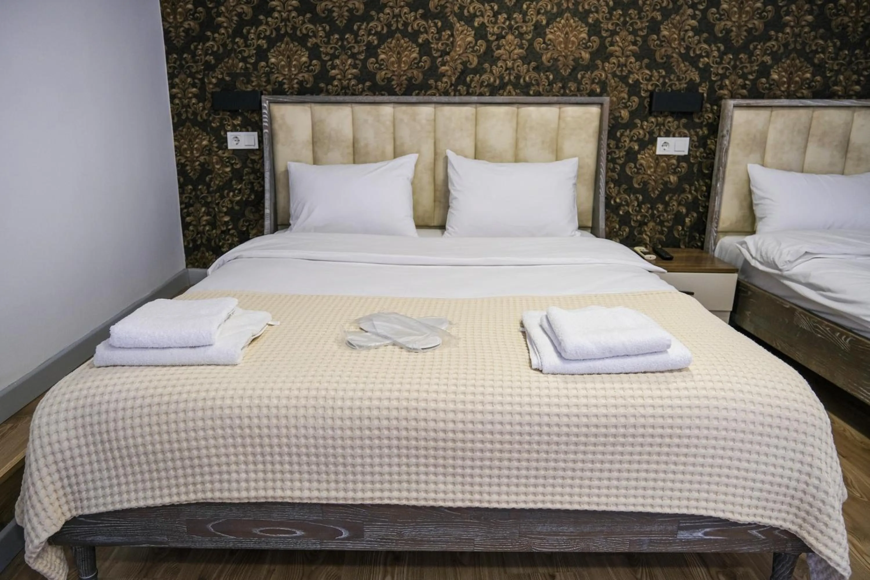Bed in Taksim Neo Pera Suites
