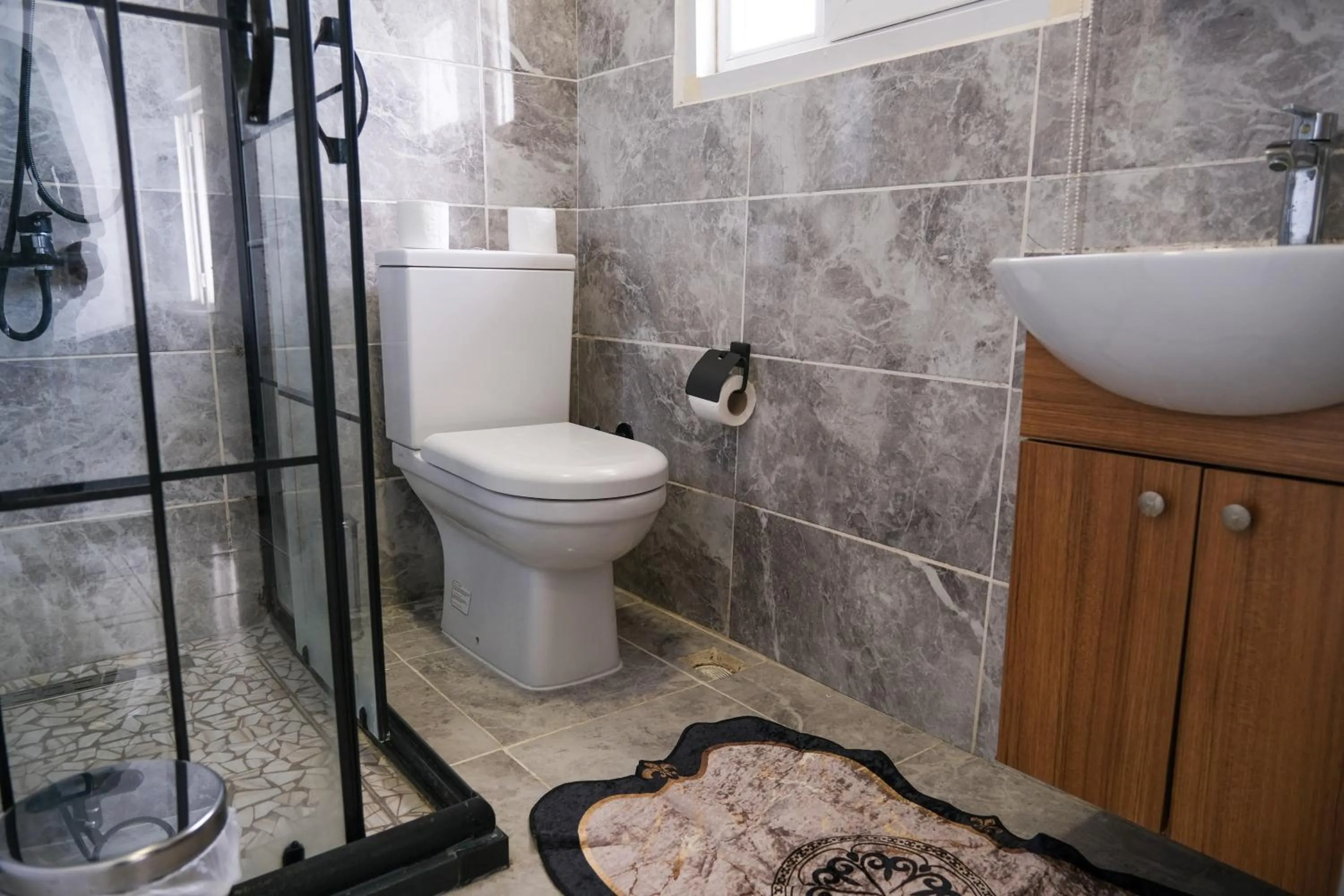 Shower in Taksim Neo Pera Suites