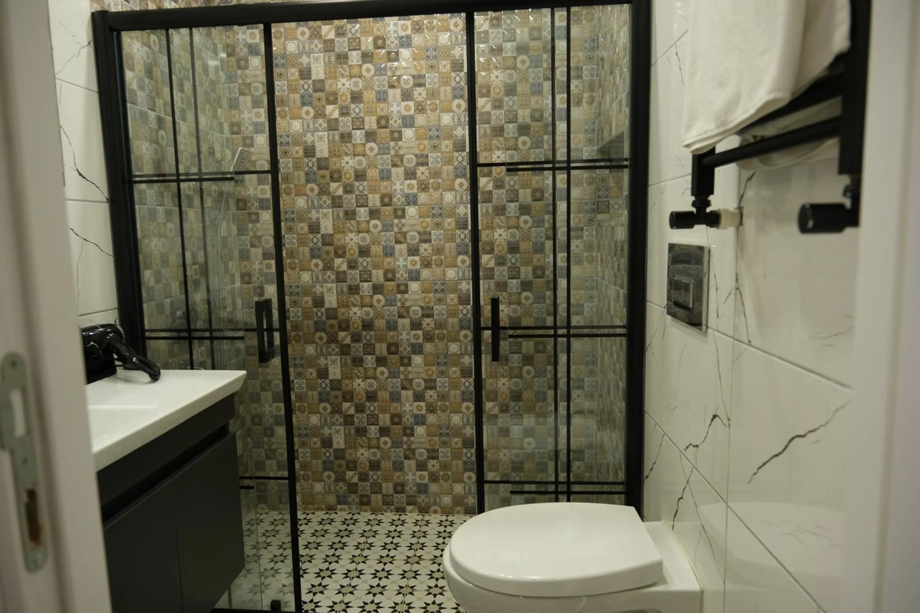 Shower in Taksim Neo Pera Suites