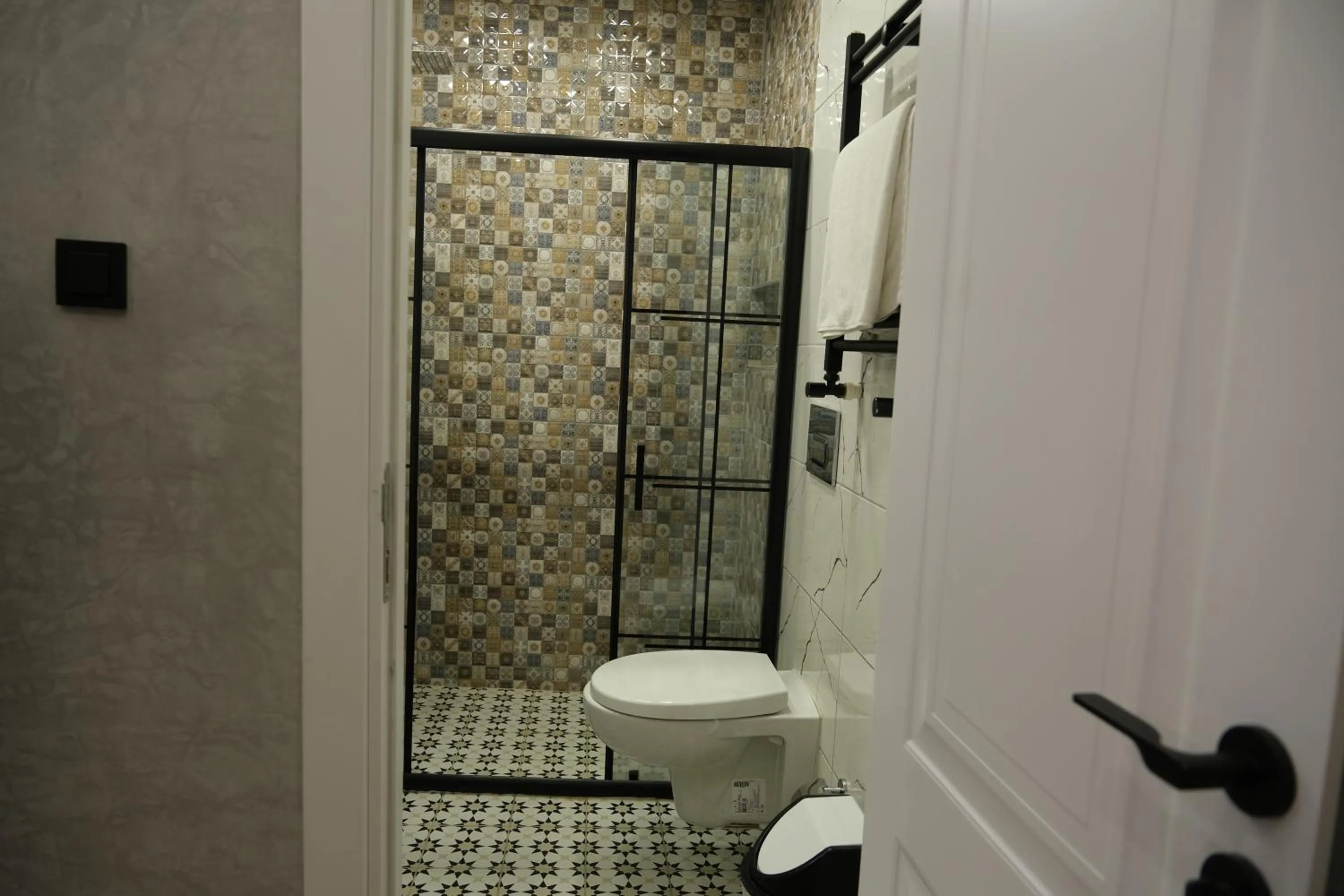 Shower in Taksim Neo Pera Suites