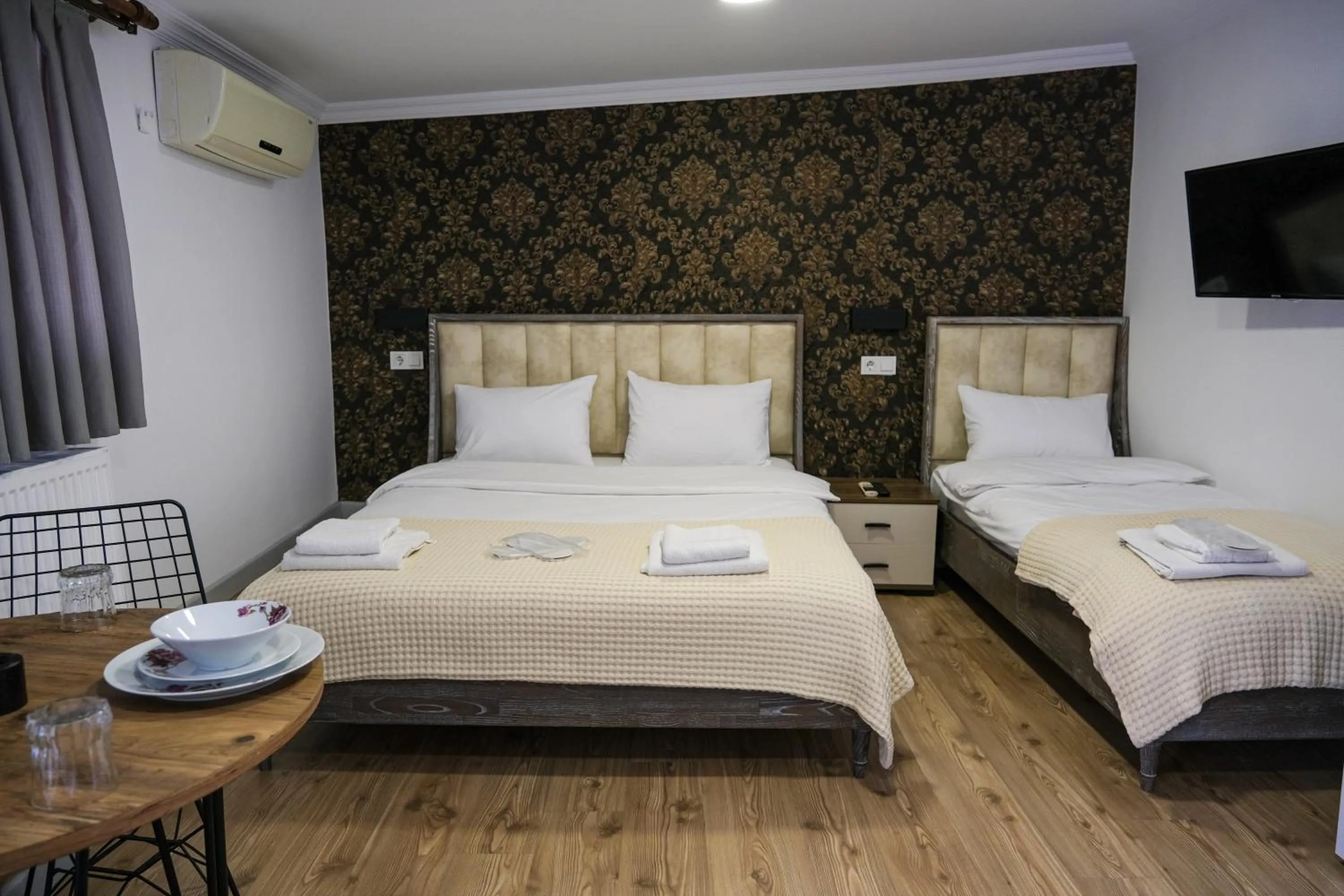 Bed in Taksim Neo Pera Suites