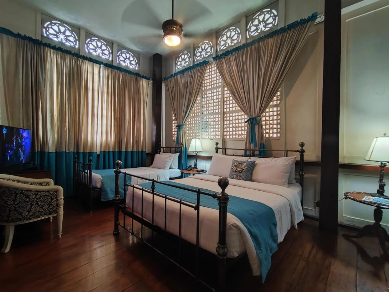 Bed in Paradores Del Castillo