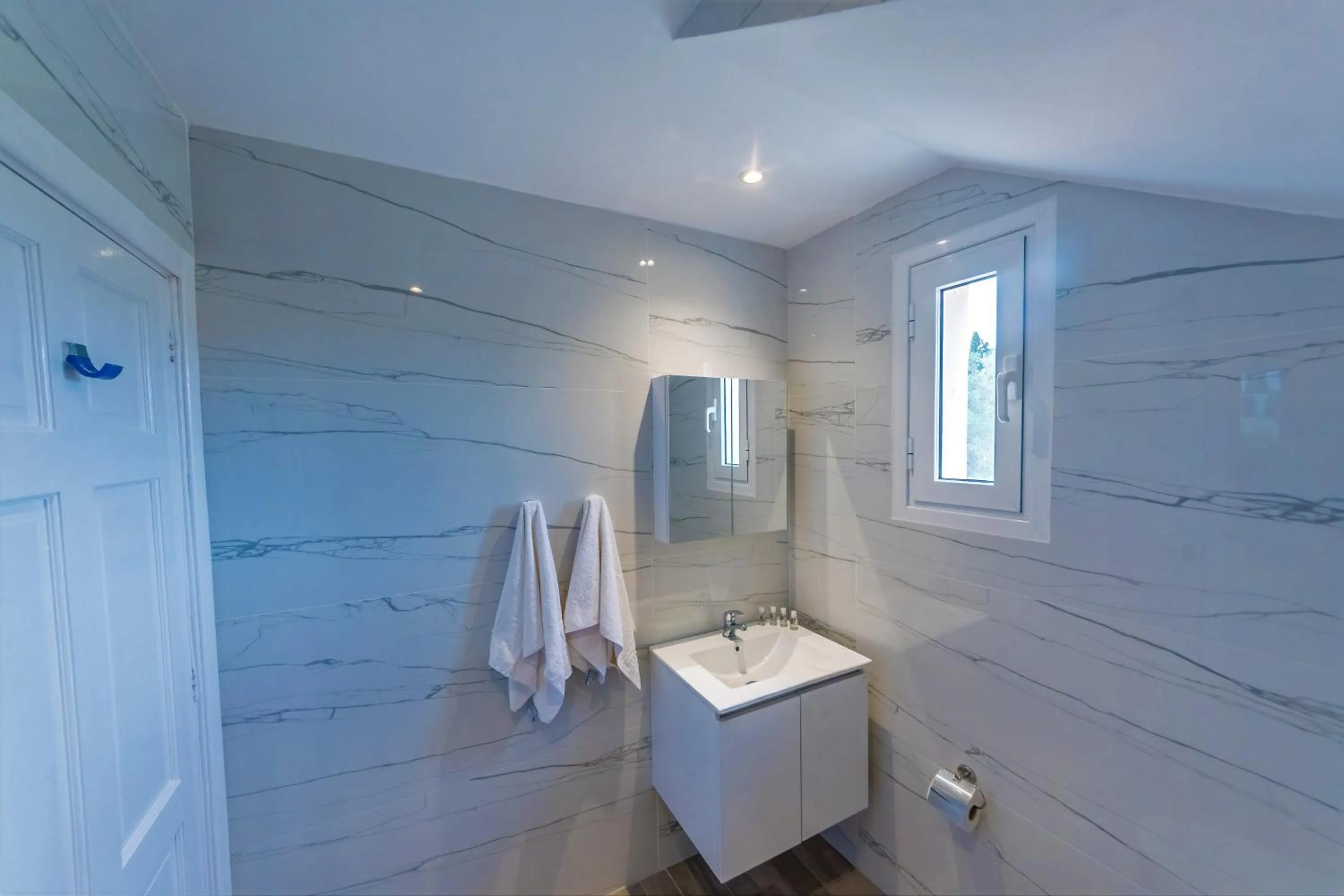 Bathroom in Nikos Villas