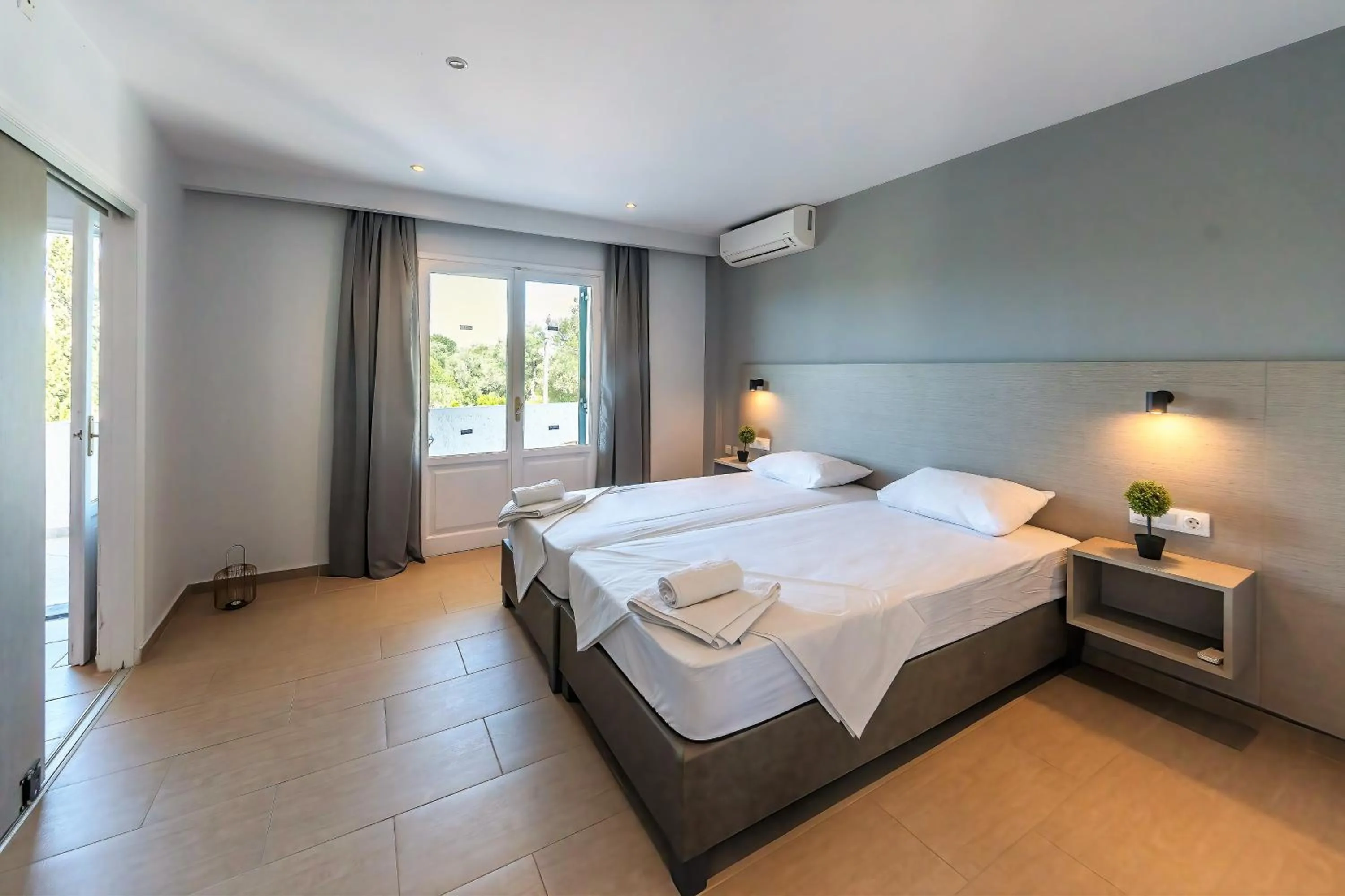 View (from property/room), Bed in Nikos Villas