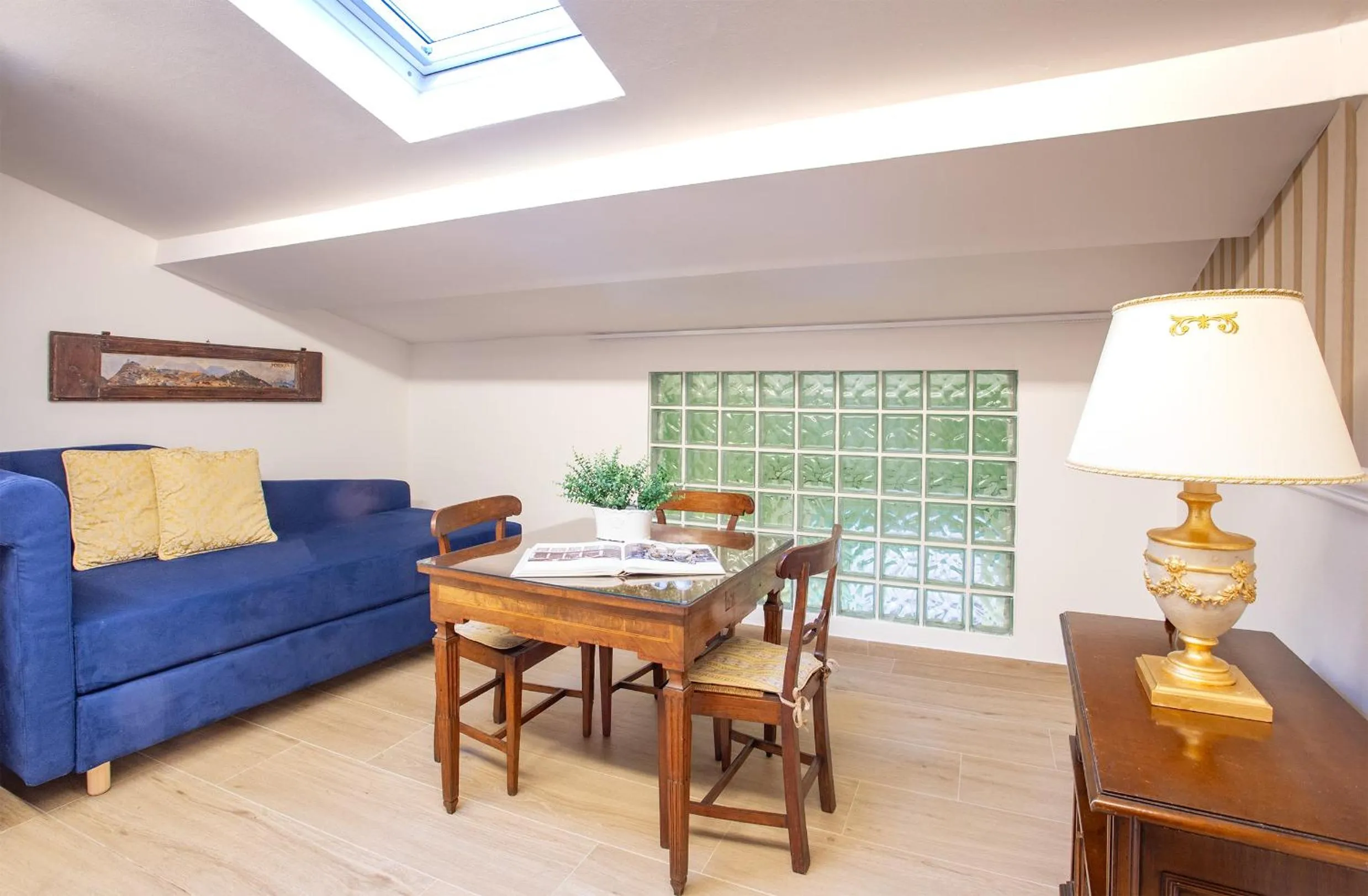 Two-Room Apartment in Boutique Hotel del Corso