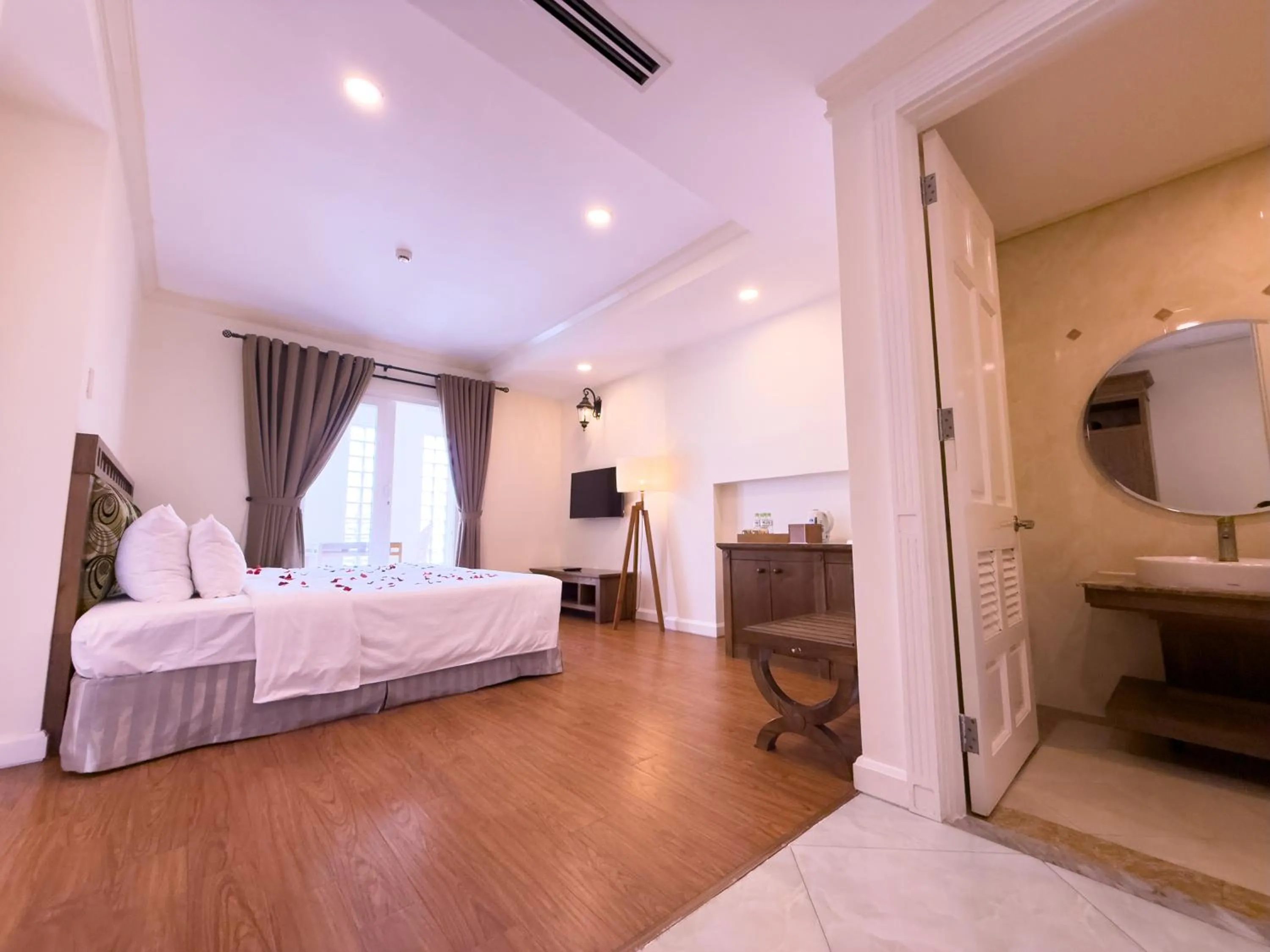 Bed in Phoenix Hotel Vung Tau