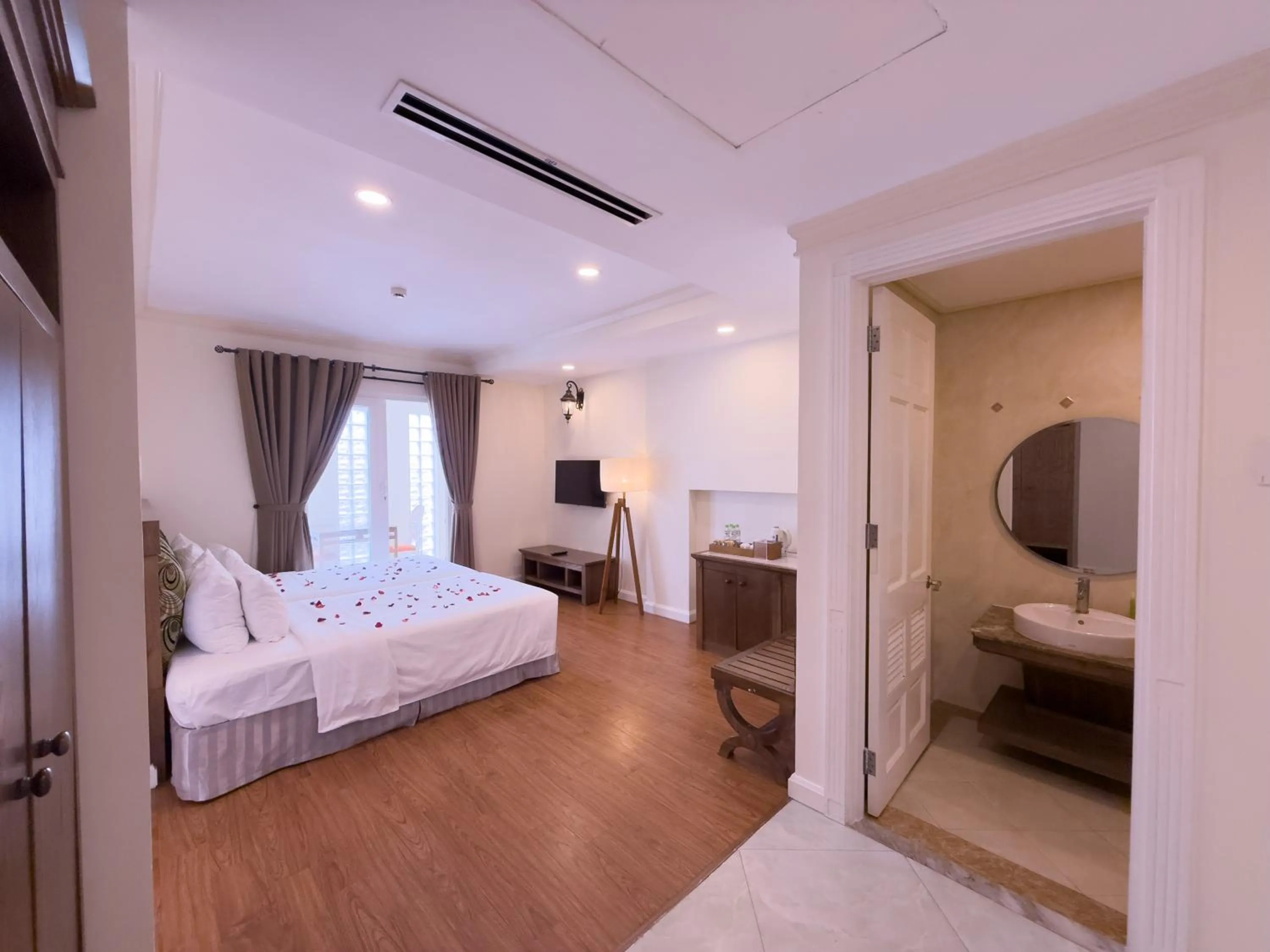 Bed in Phoenix Hotel Vung Tau