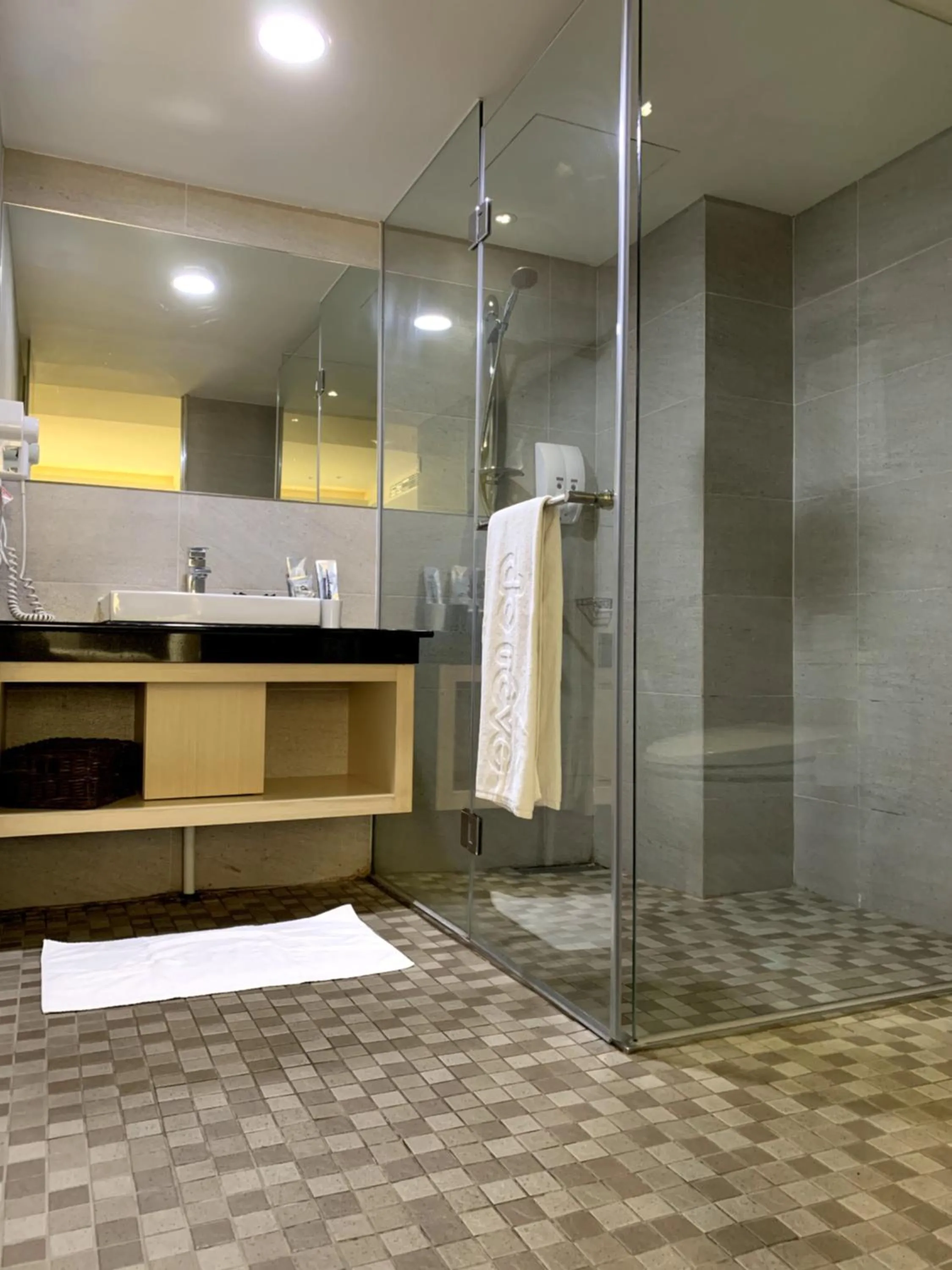 Bathroom in de rěve Express Hotel