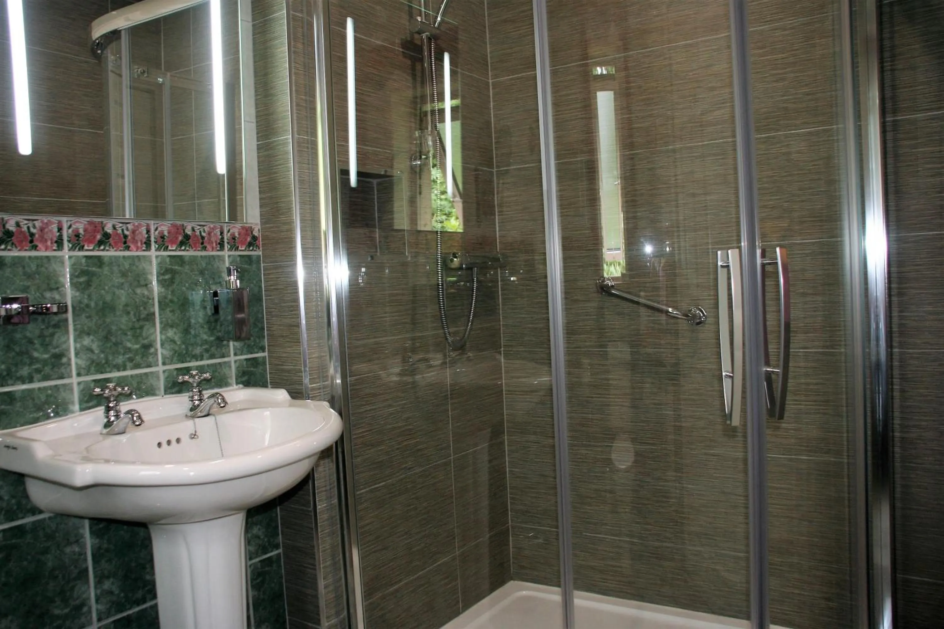 Bathroom in Applecroft House