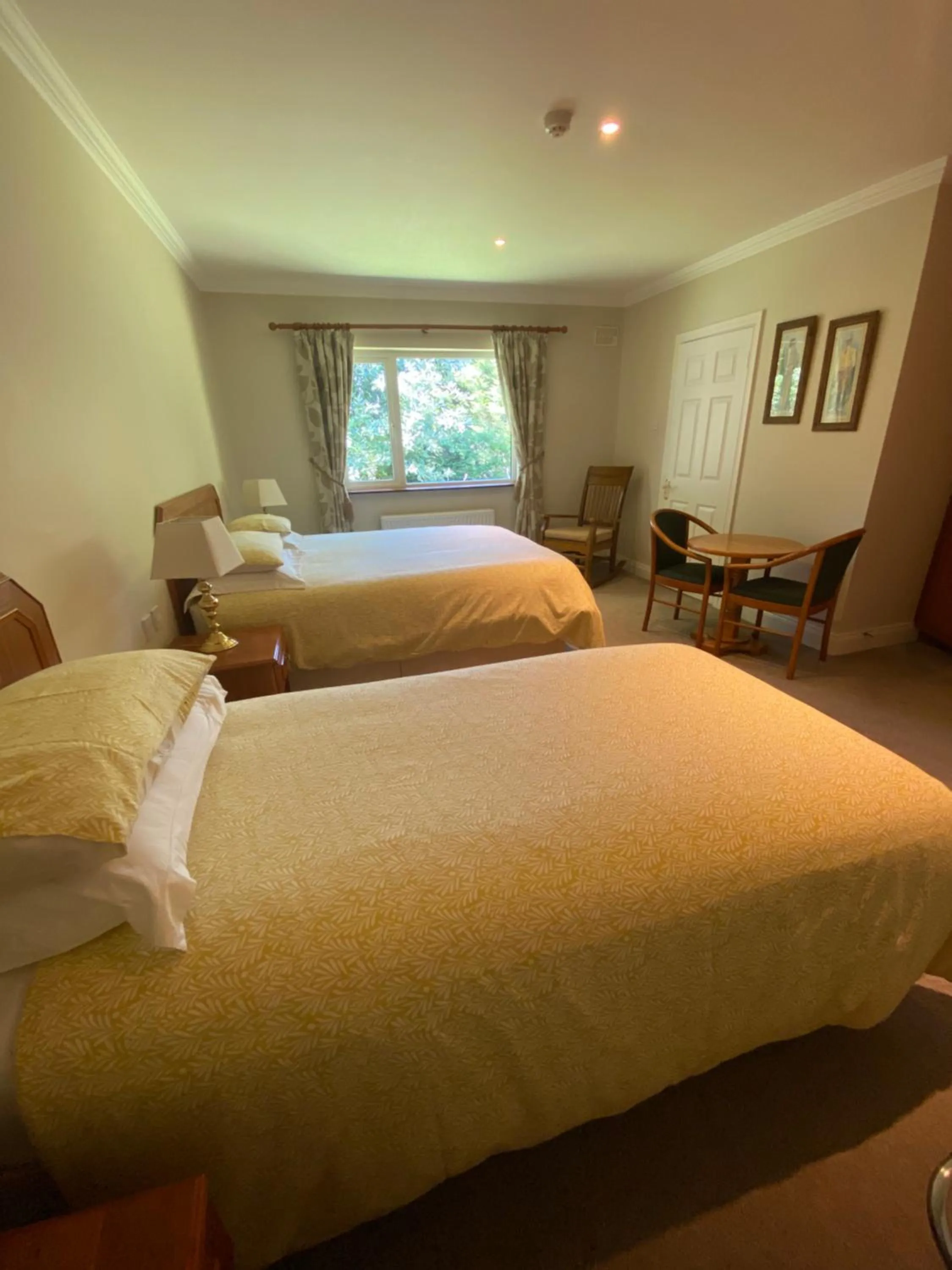 Bedroom, Bed in Applecroft House