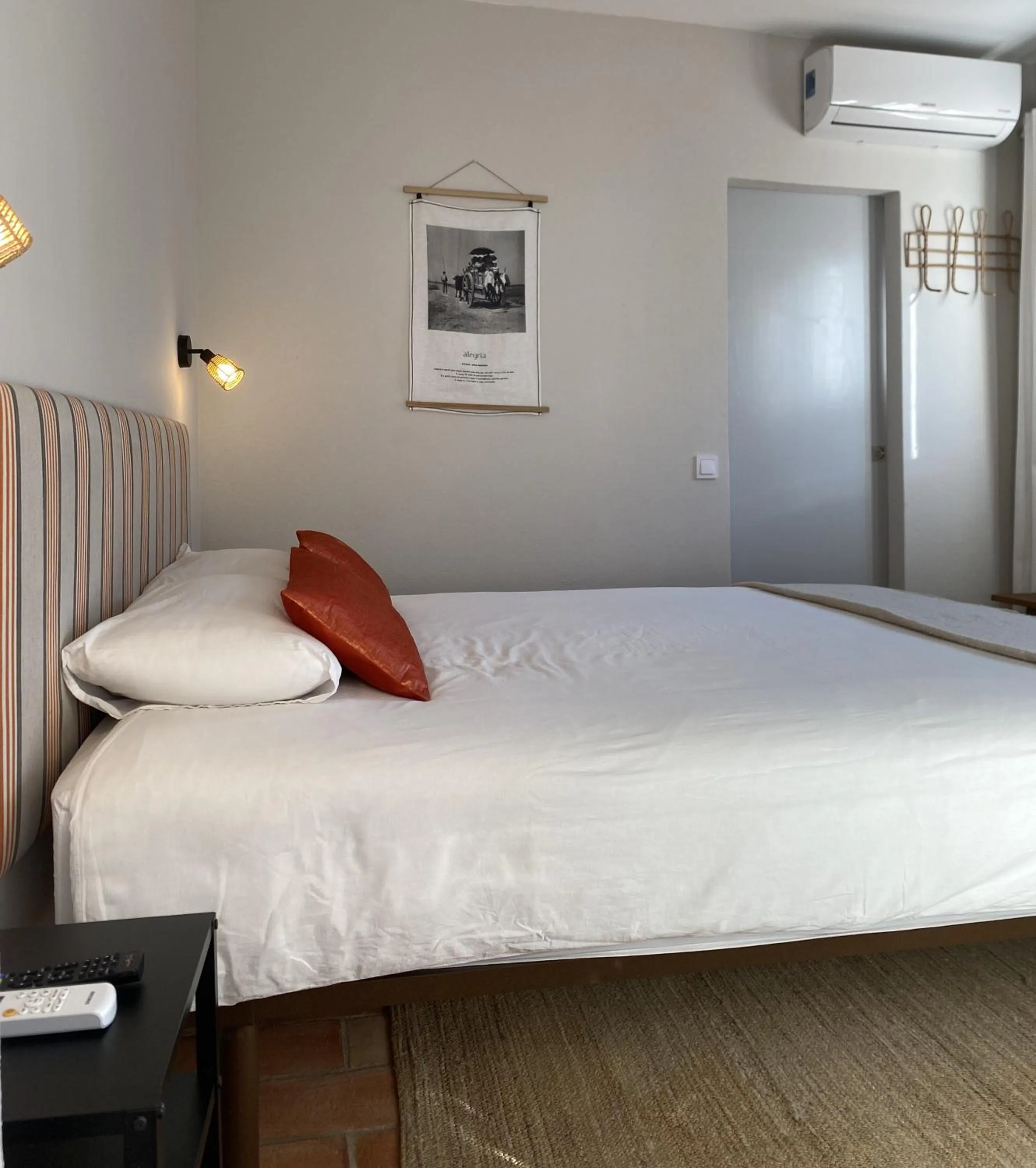 Bedroom, Bed in Casa Largo do Poço Guesthouse