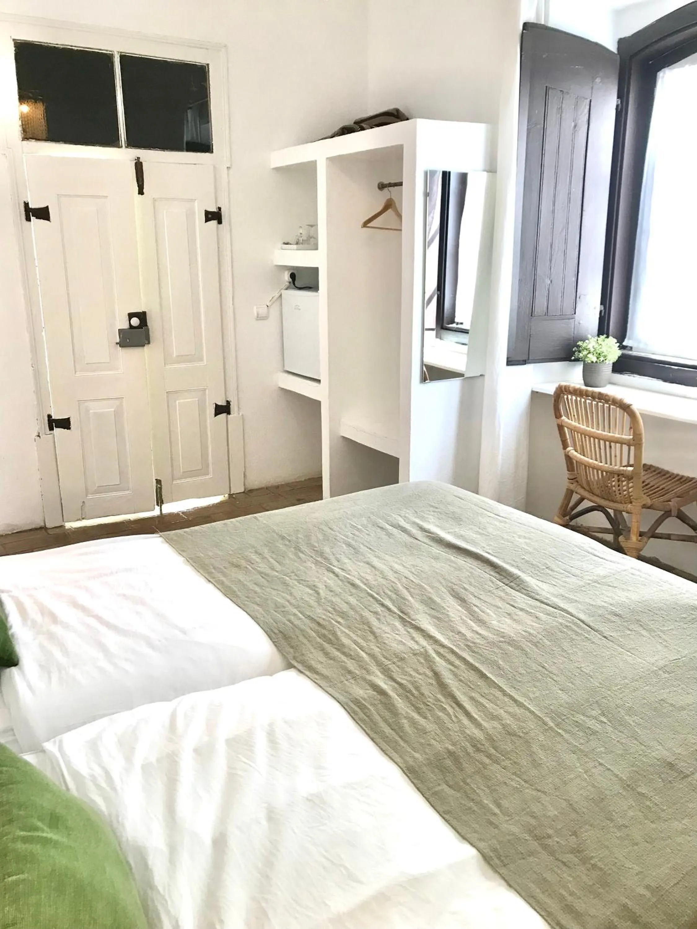 Photo of the whole room, Bed in Casa Largo do Poço Guesthouse