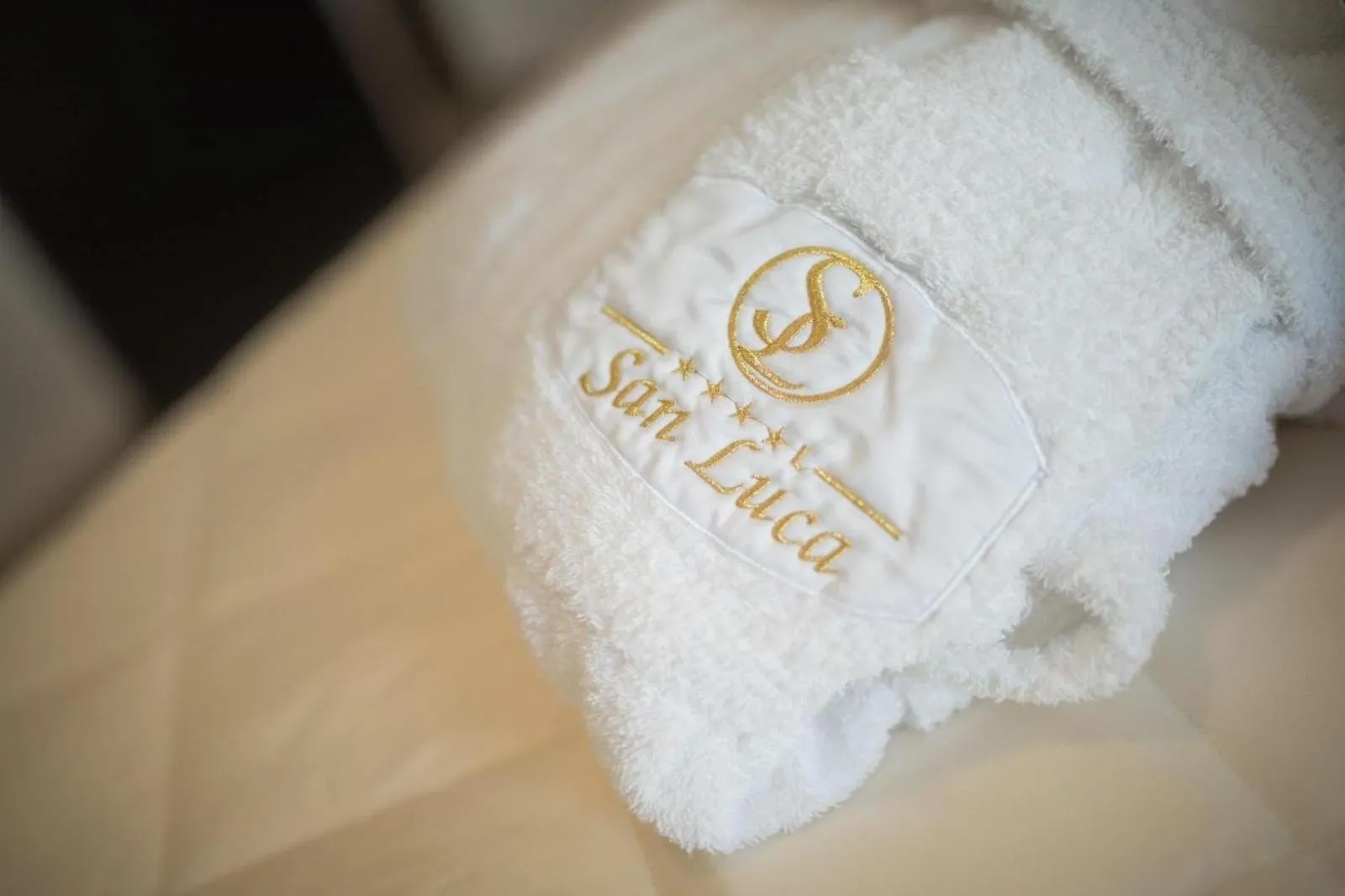 Bed in Hotel San Luca